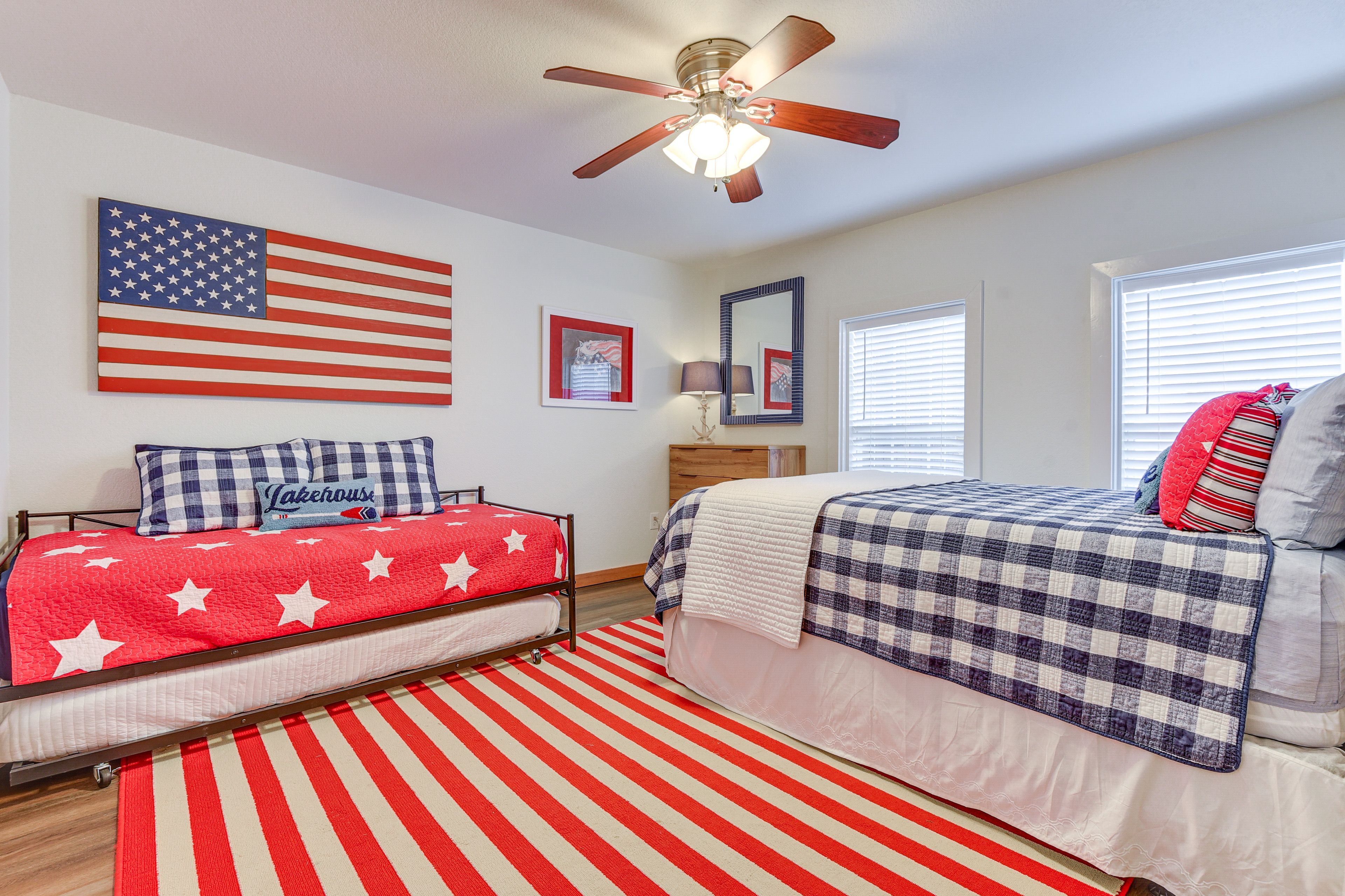 Bedroom 3 | Queen Bed | Twin Daybed | Twin Trundle