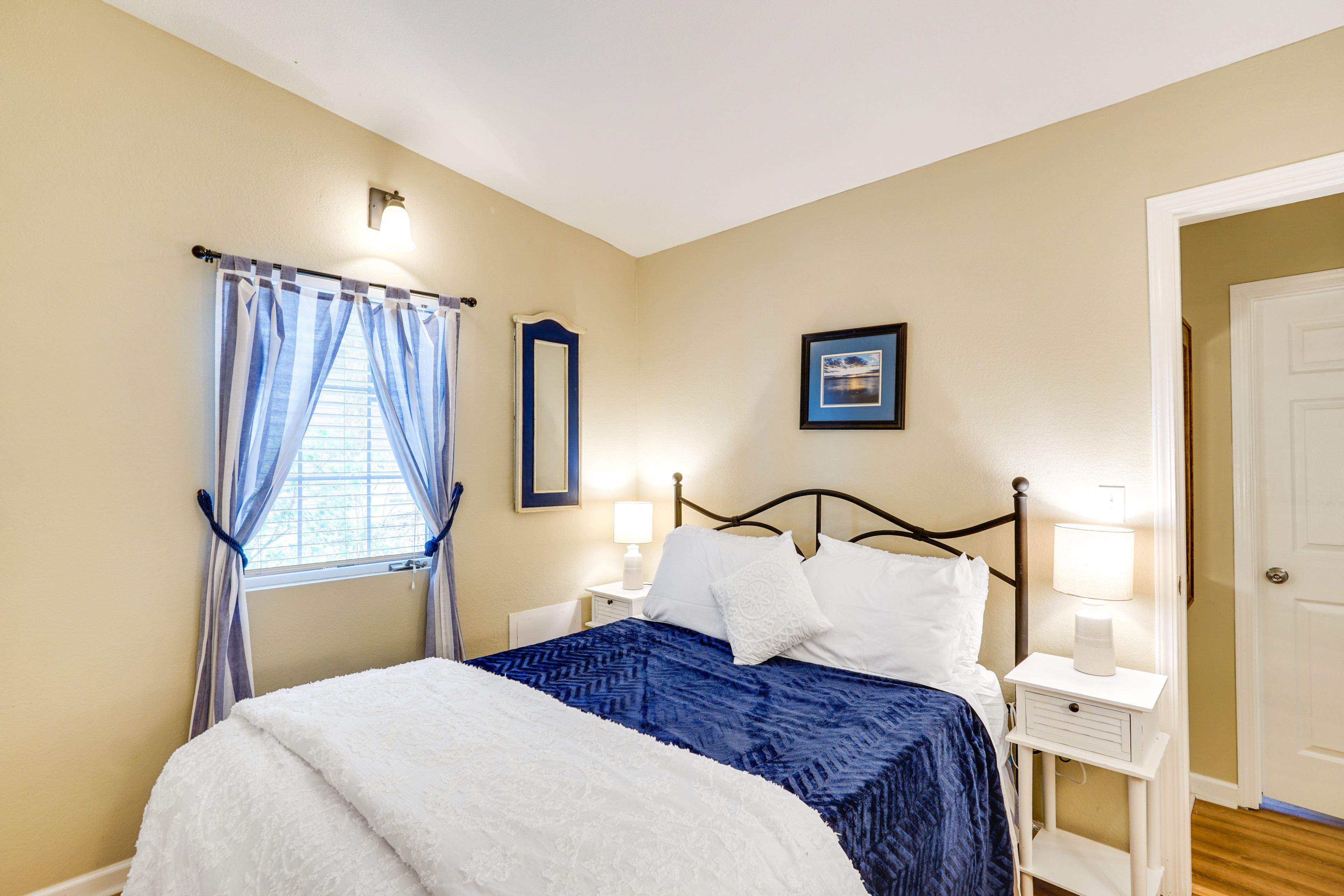 Bedroom 2 | Full Bed