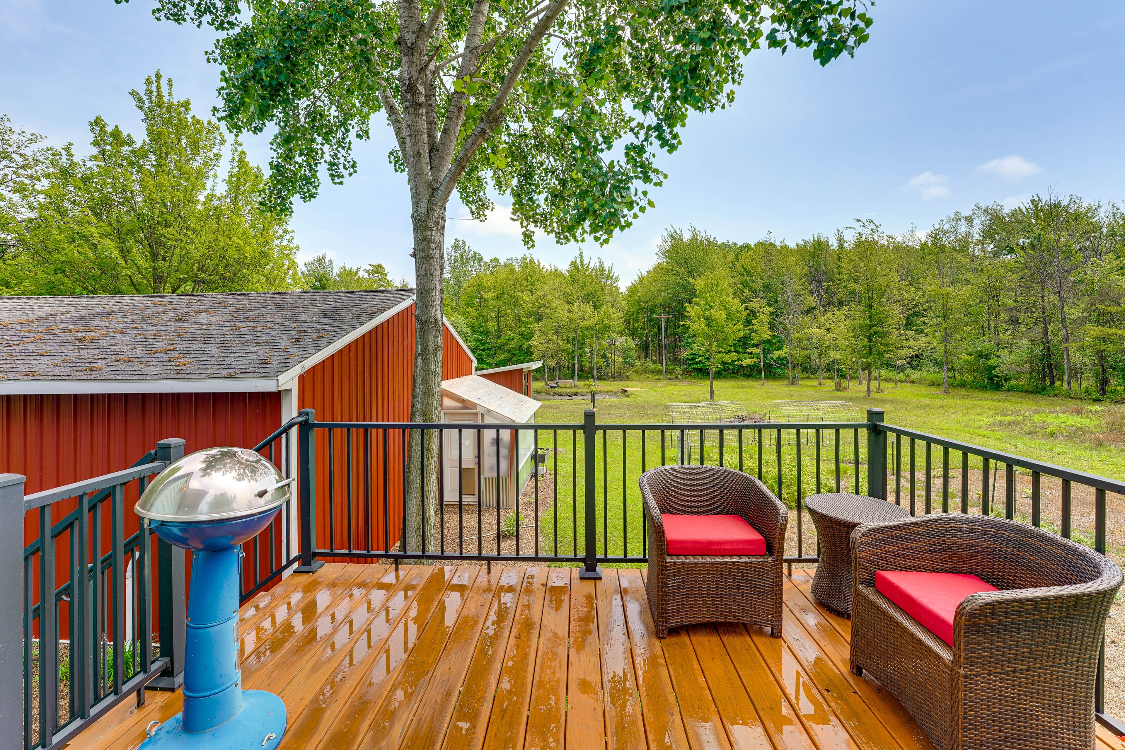 Private Deck