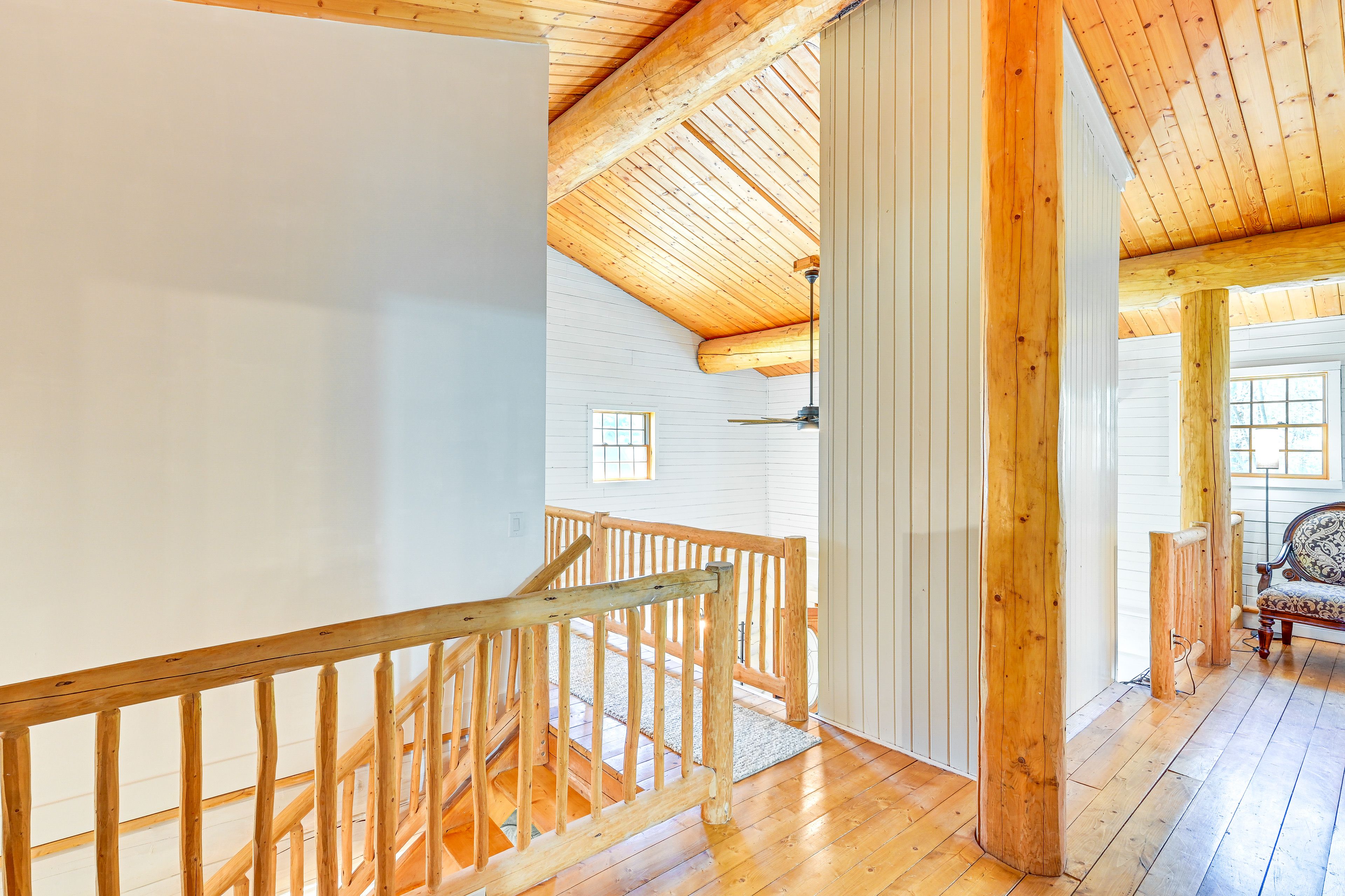 Upstairs Landing | 2nd Floor
