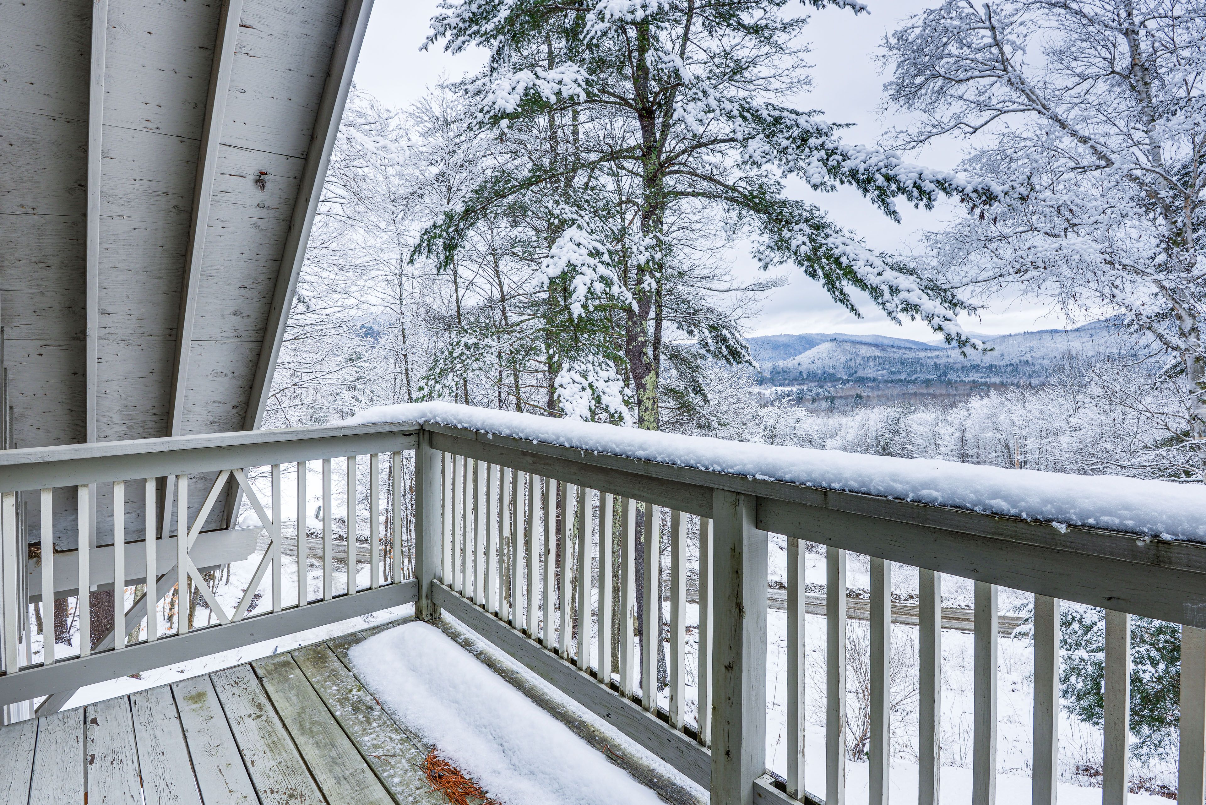 Balcony | Mountain Views