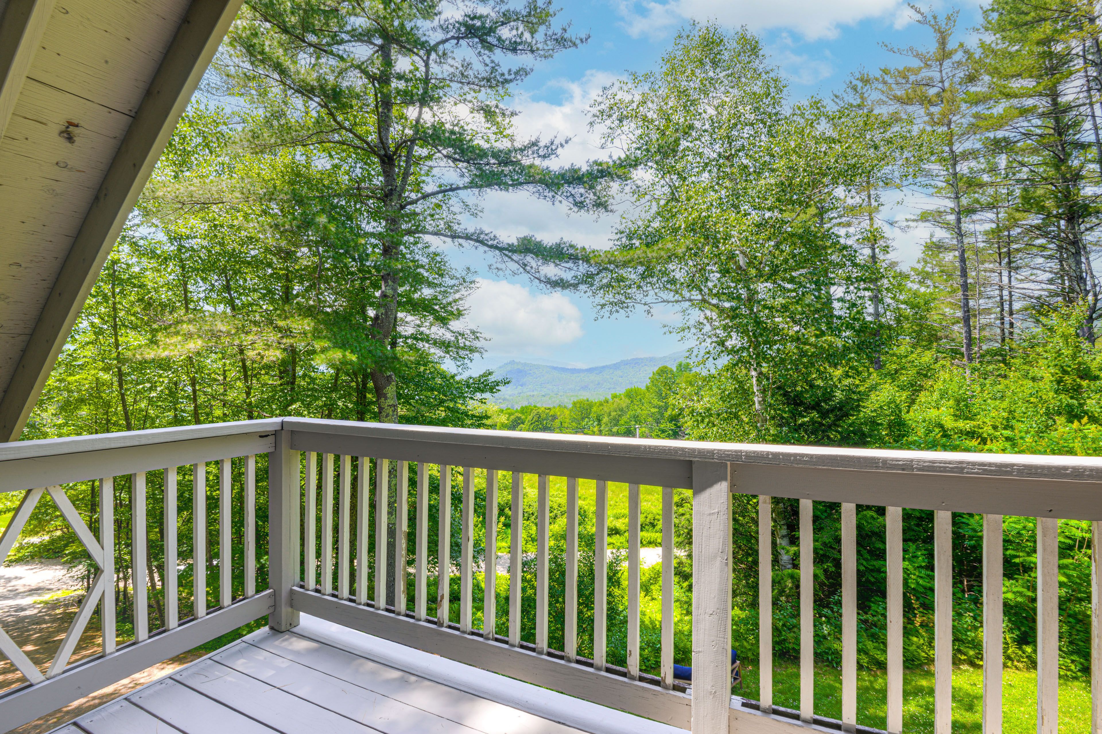 Balcony | Mountain Views