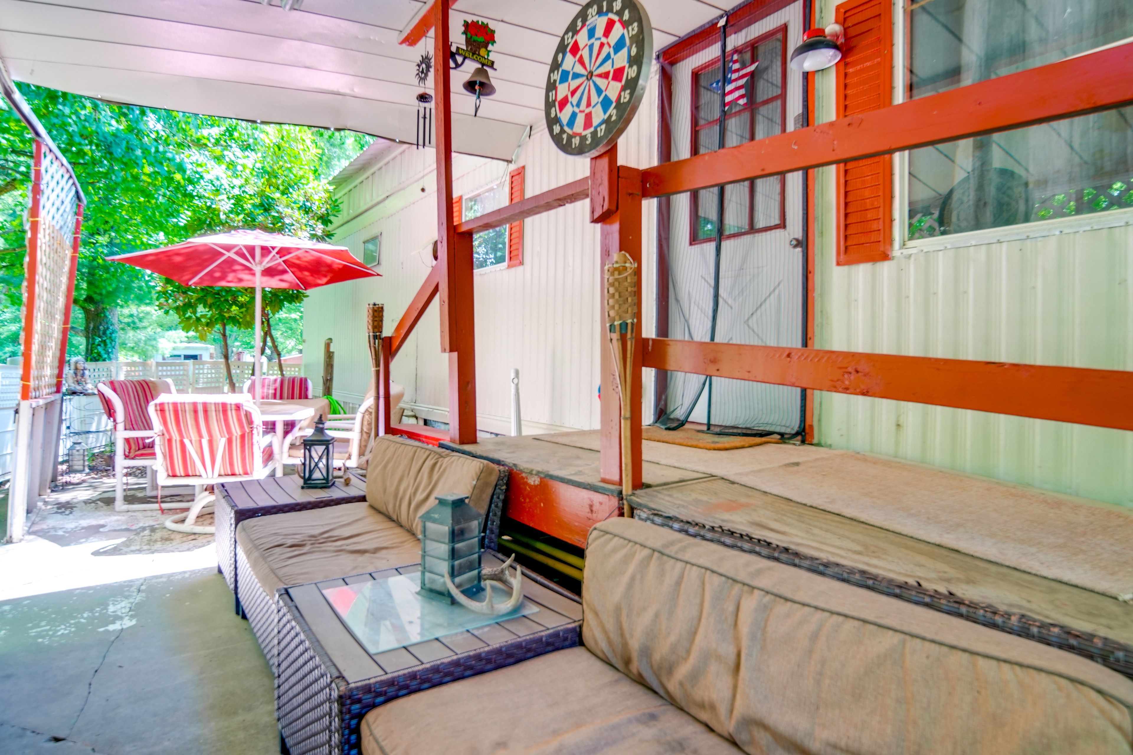 Exterior | Patio | Outdoor Dining & Seating | Dartboard