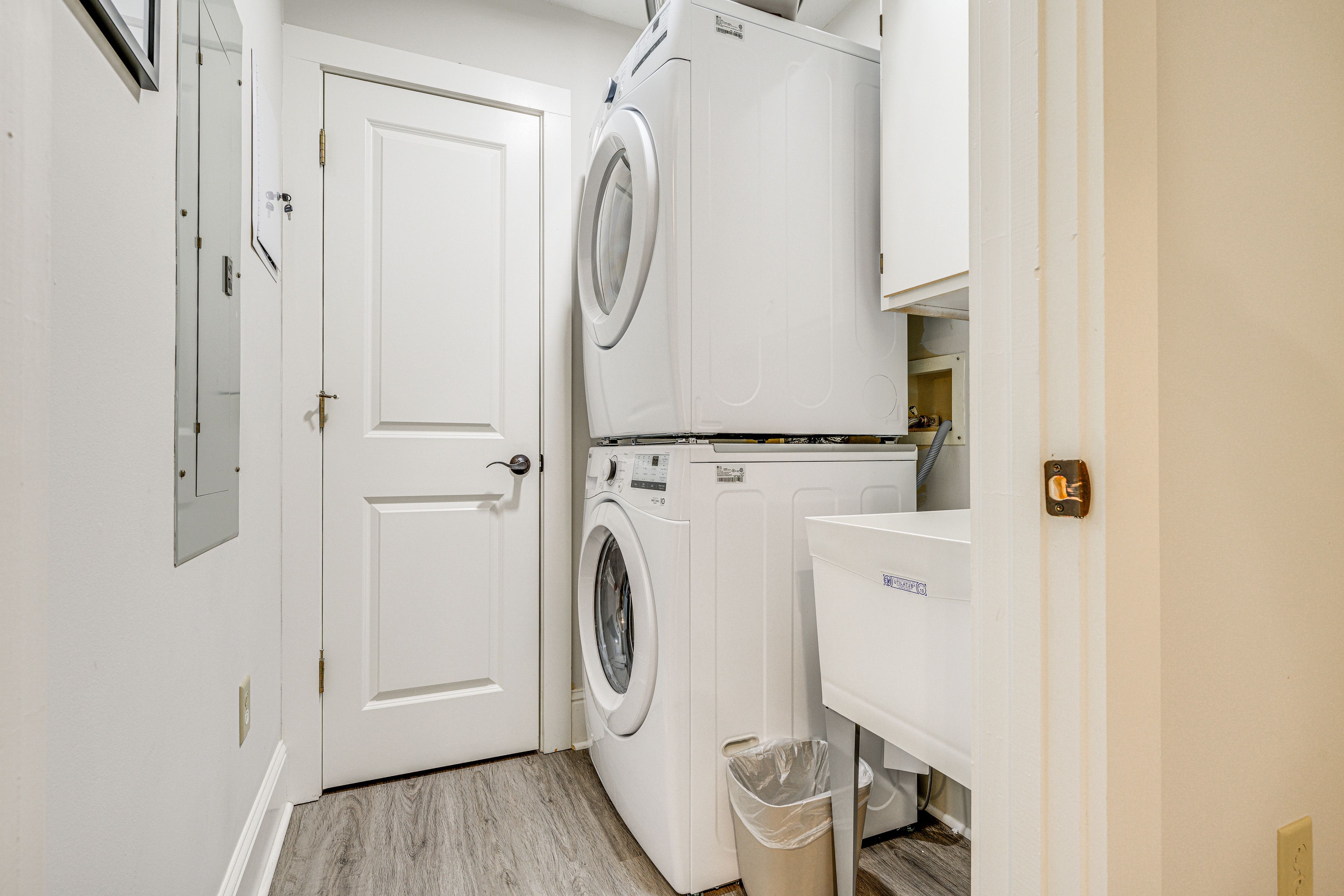 Washer & Dryer