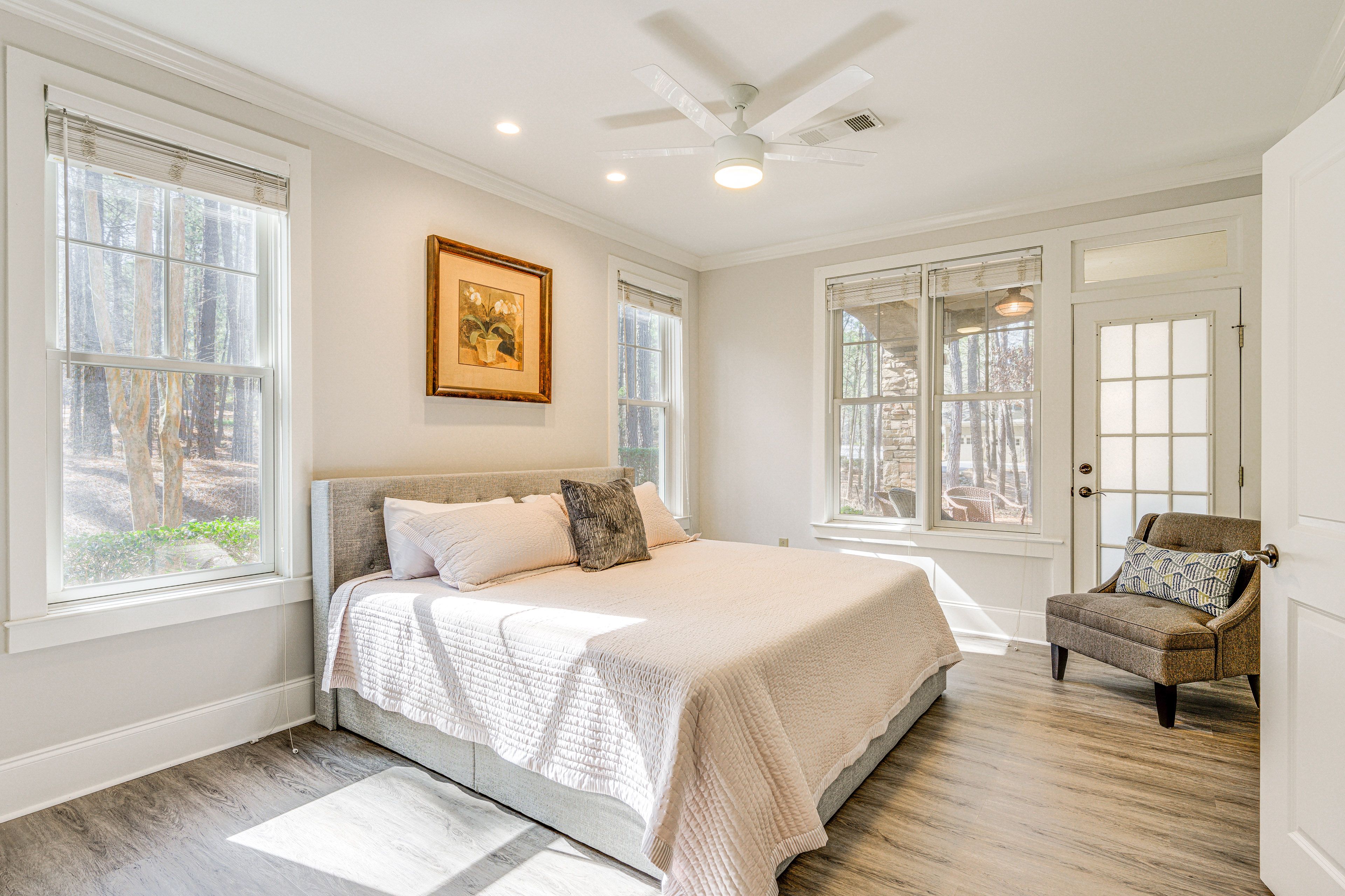 Bedroom Suite | King Bed | Linens Provided