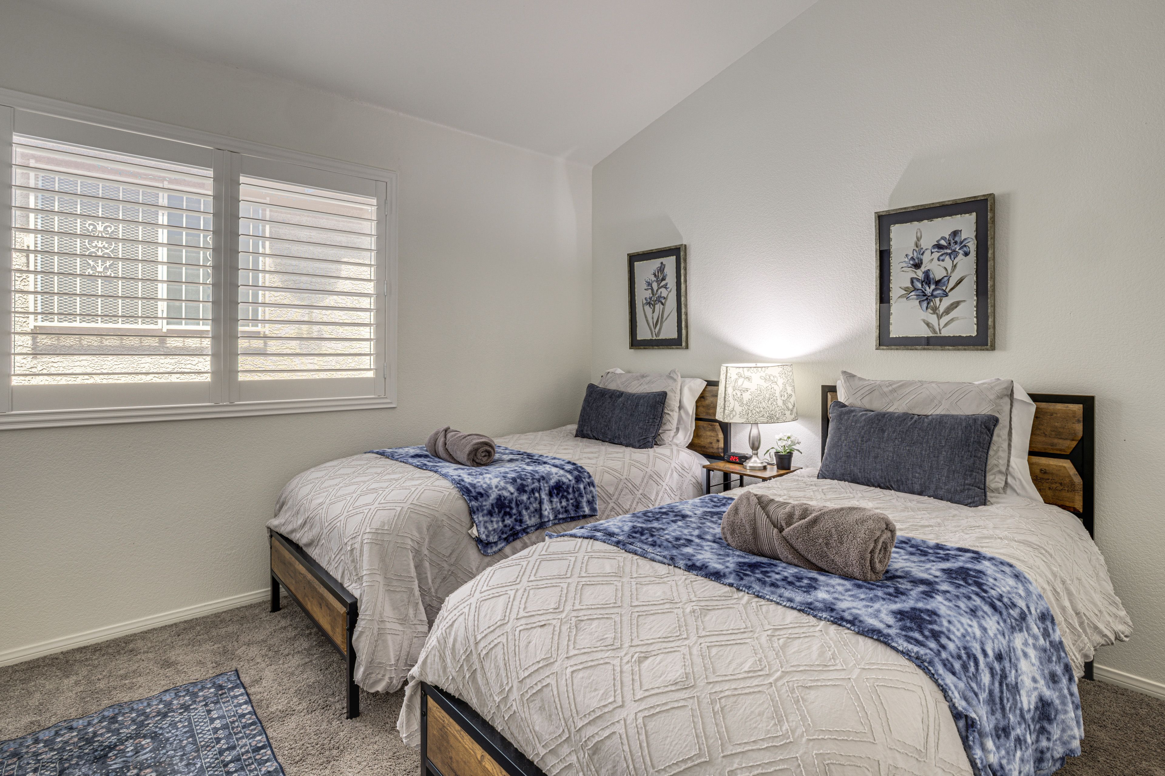 Bedroom 3 | 2 Twin Beds