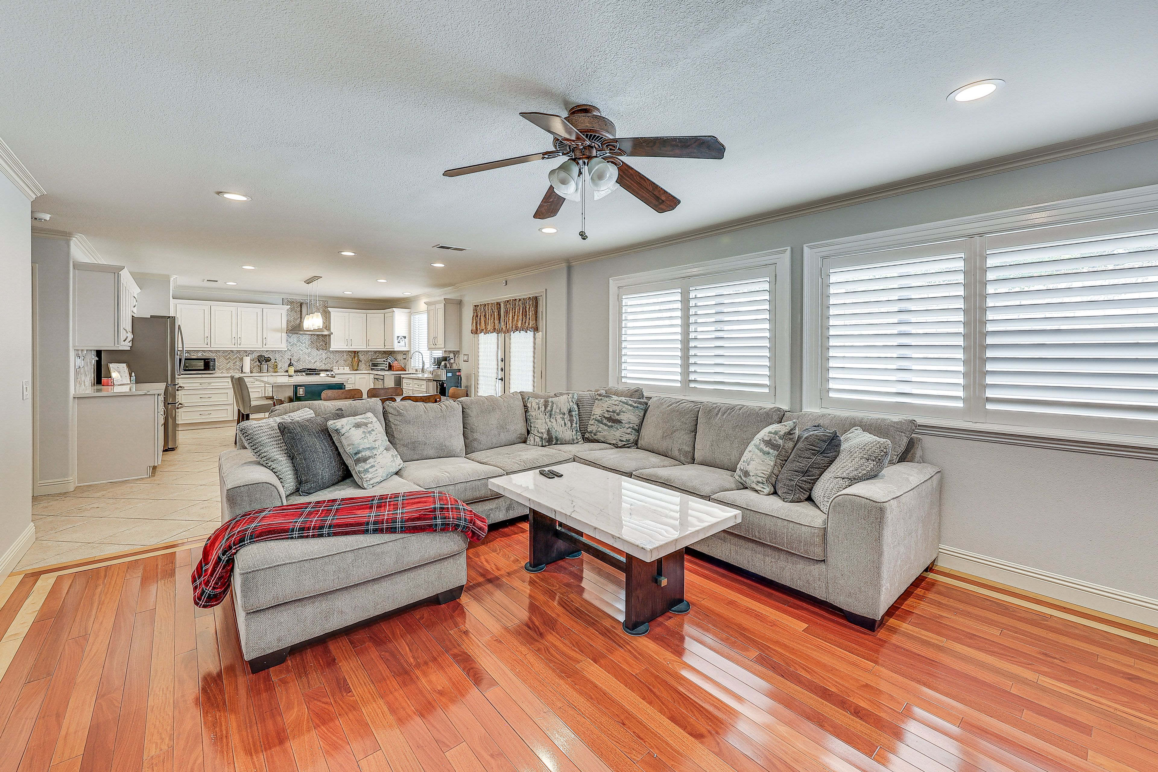 Interior | Open Floor Plan | Free WiFi