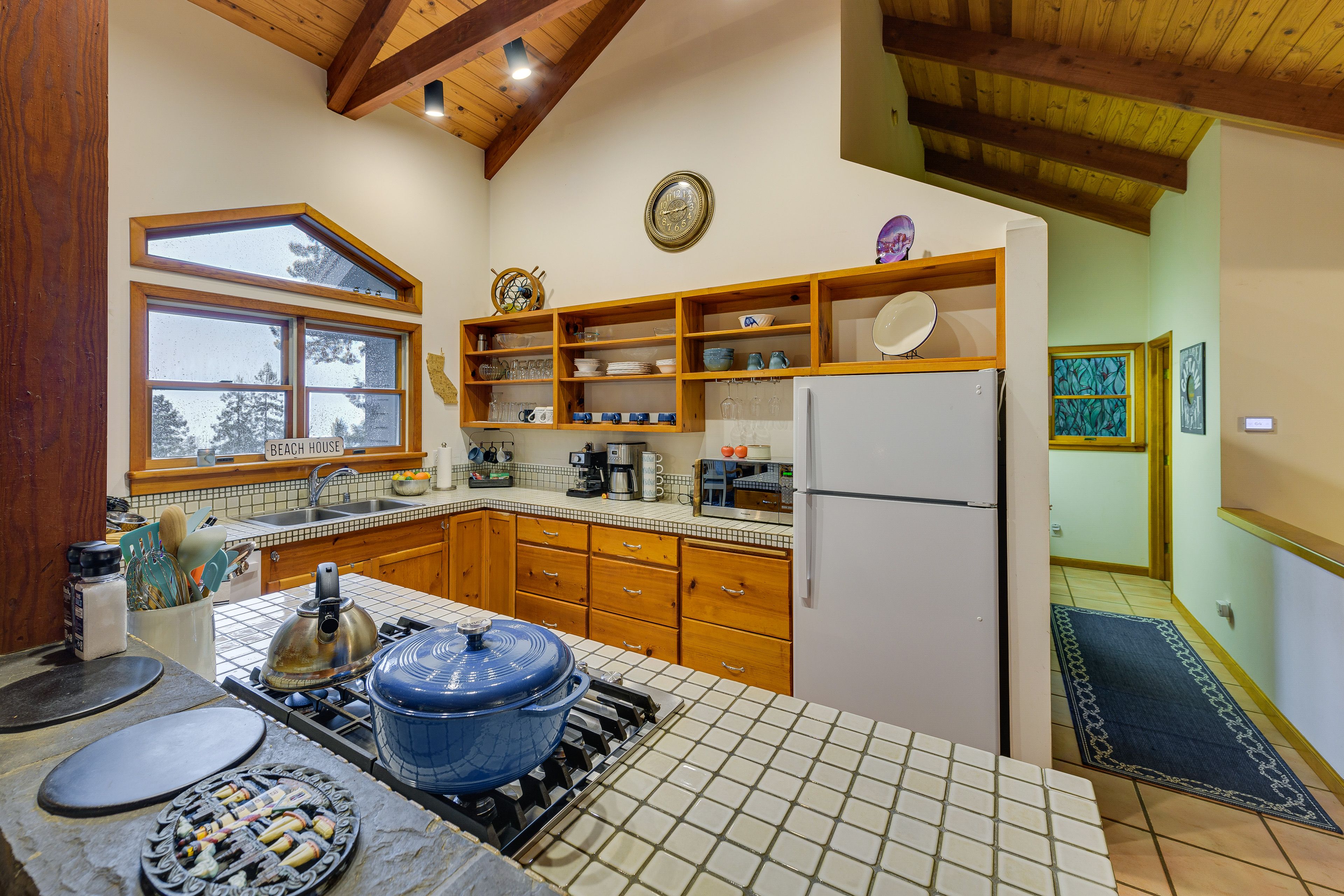 Kitchen | Cooking Basics Supplied | Main Floor