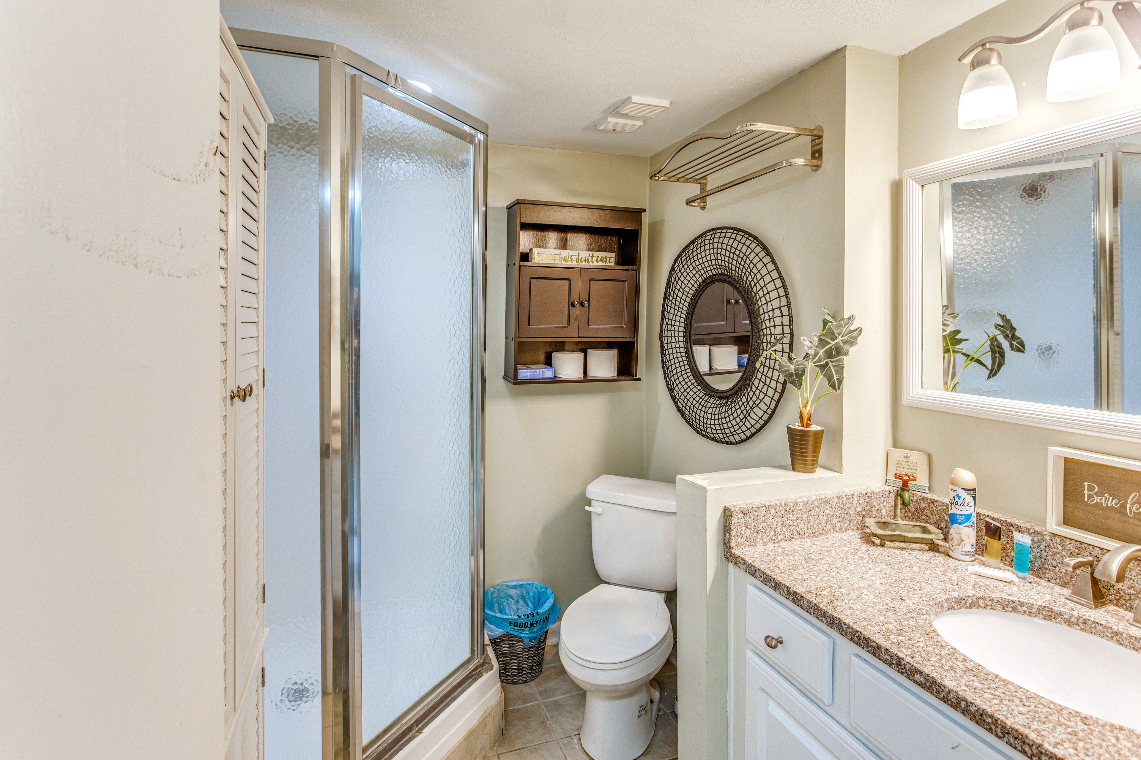 Full Bathroom