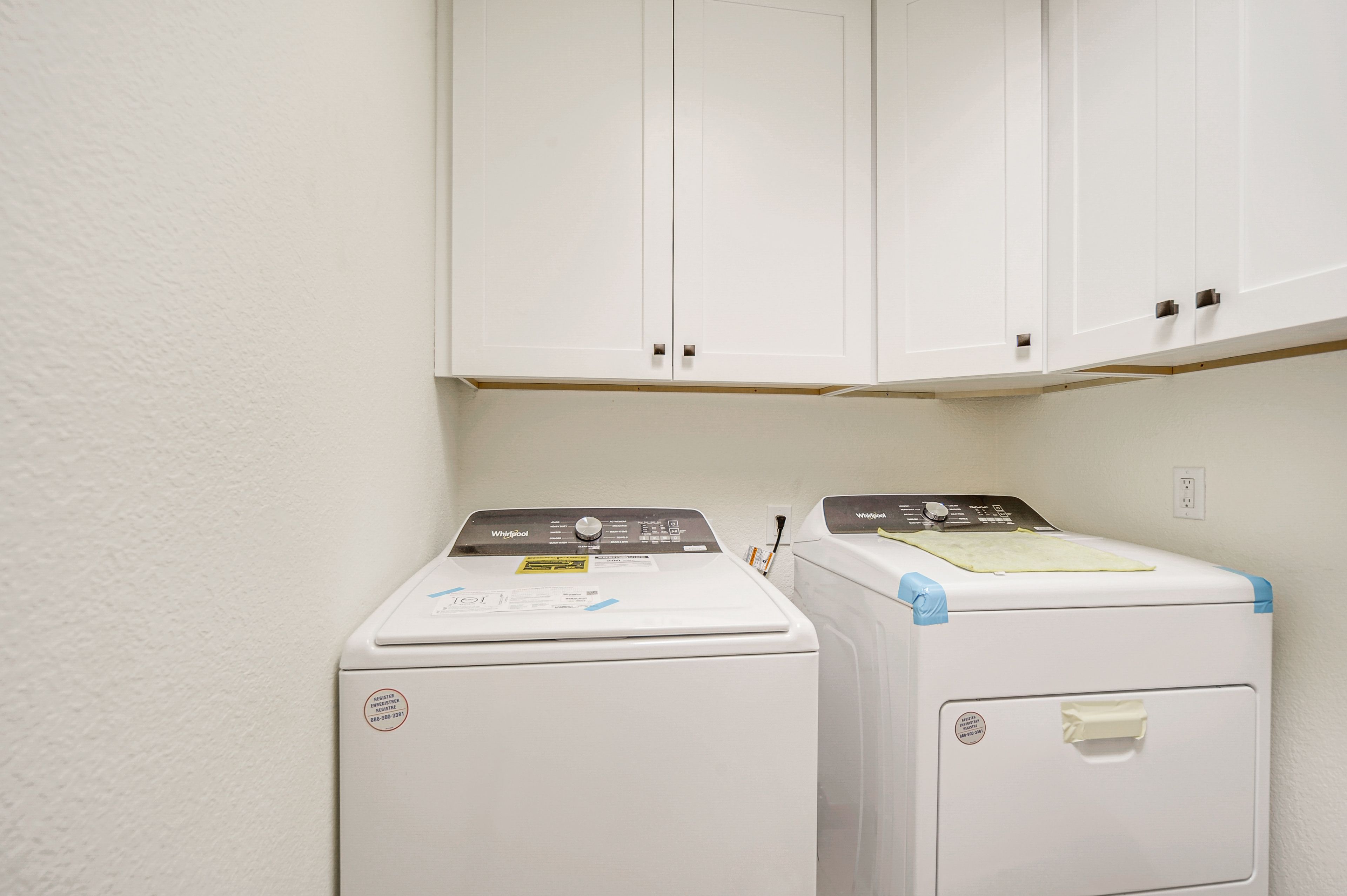 Washer + Dryer