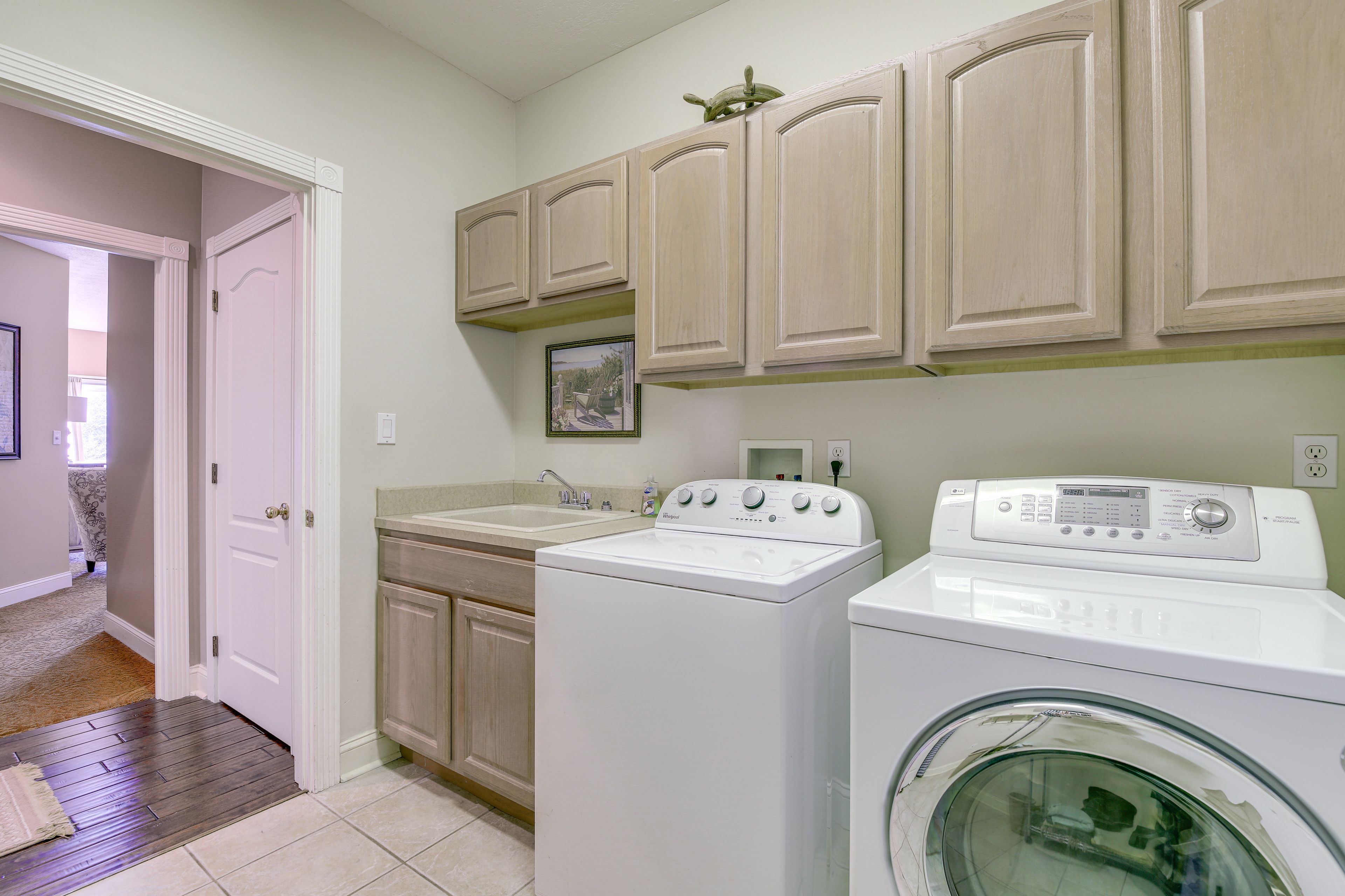 Laundry Room | 2nd Floor