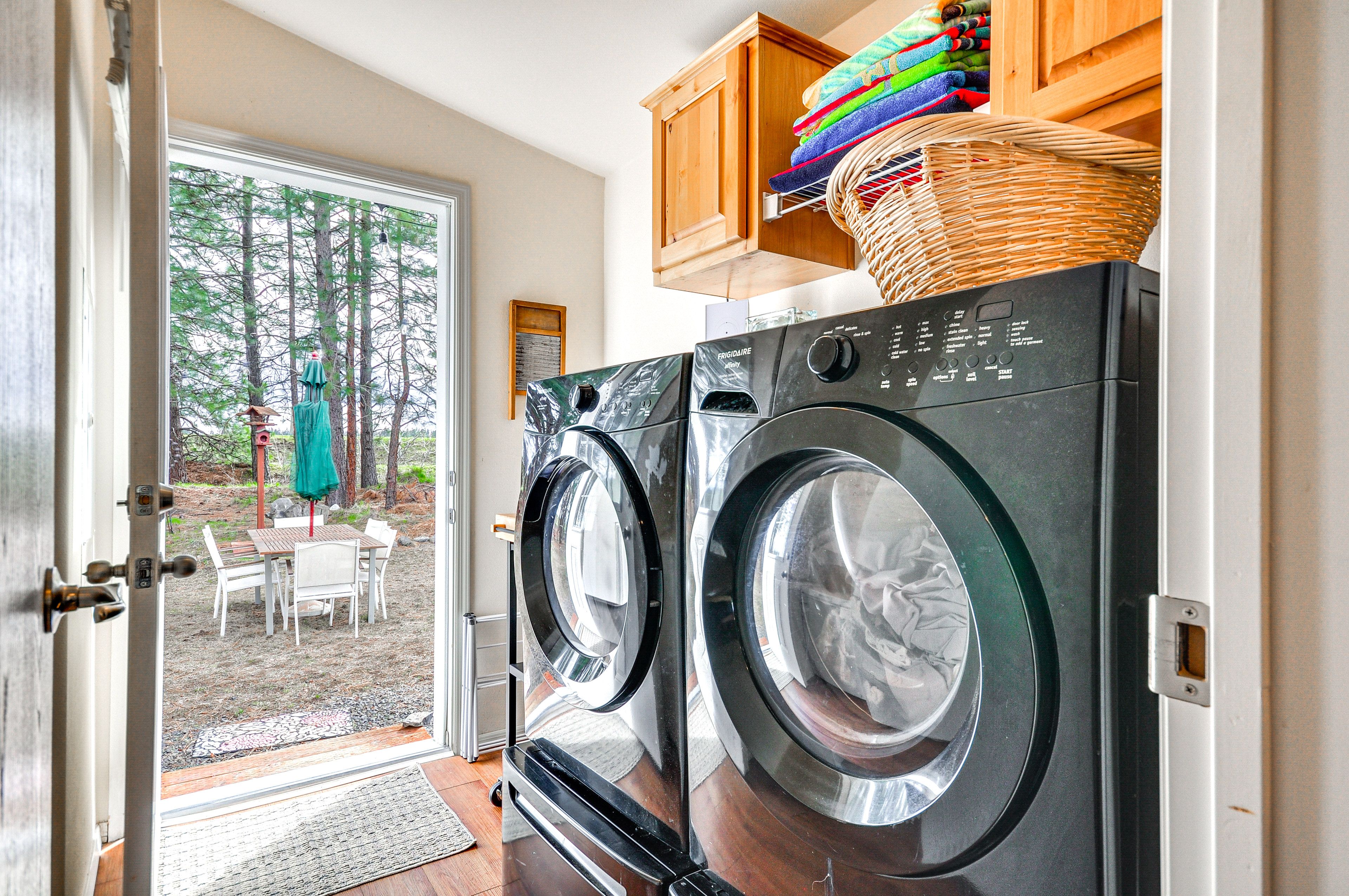 Washer & Dryer