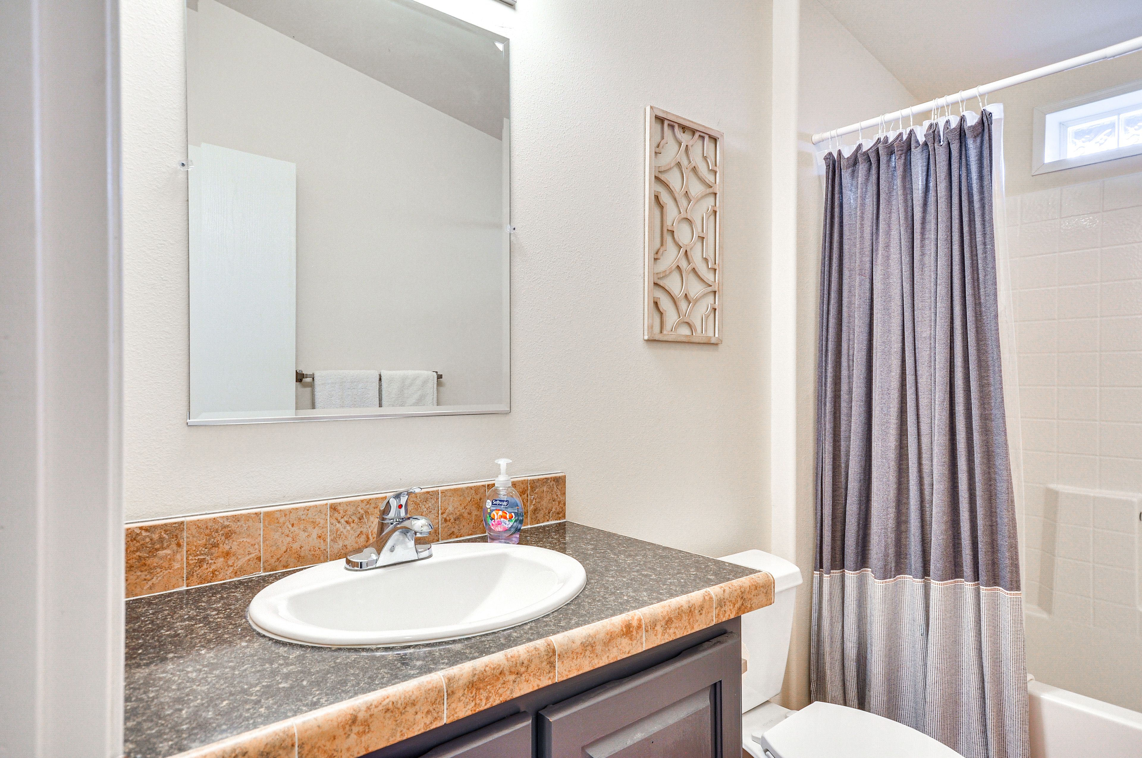 Full Bathroom