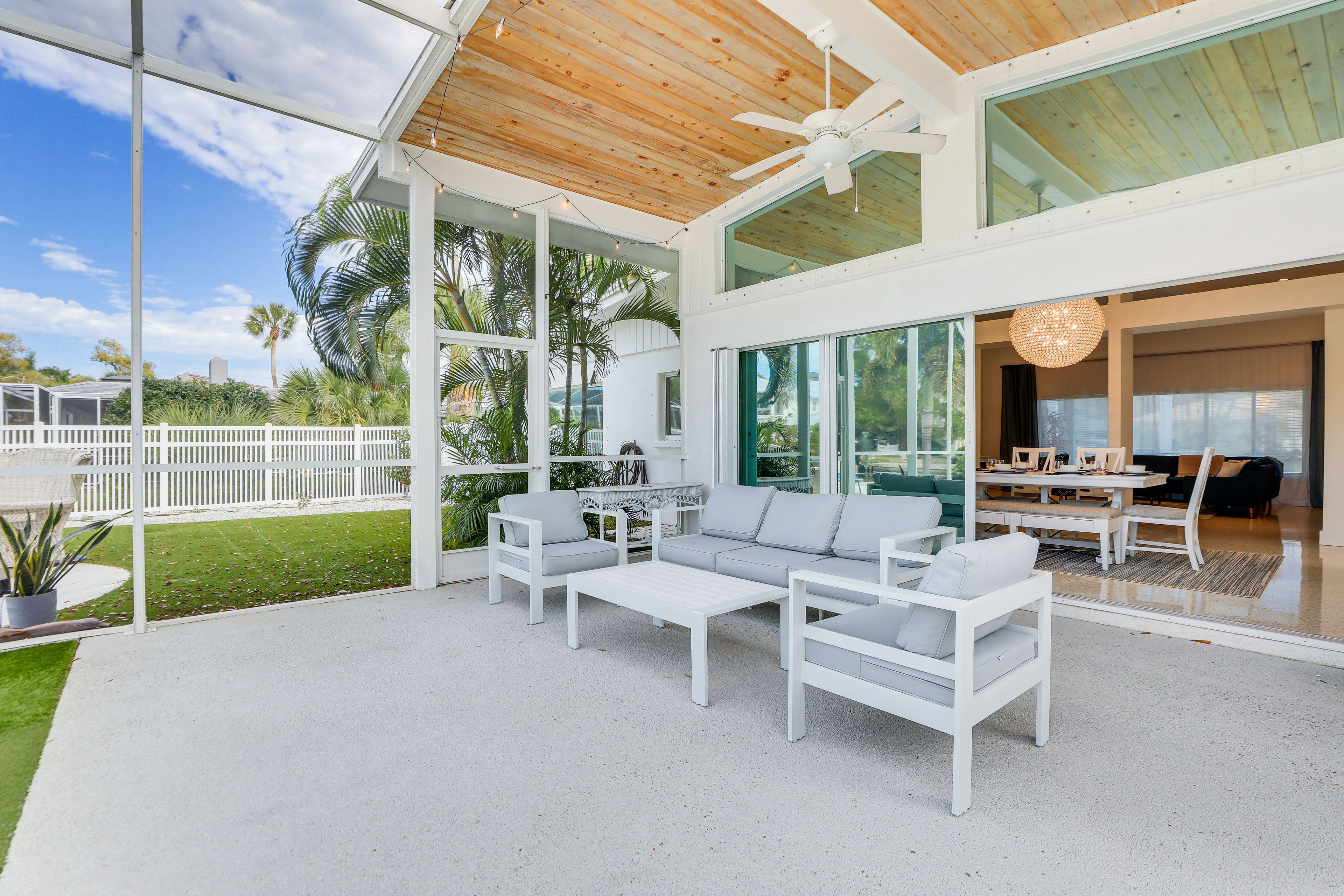 Furnished Lanai | Keyless Entry