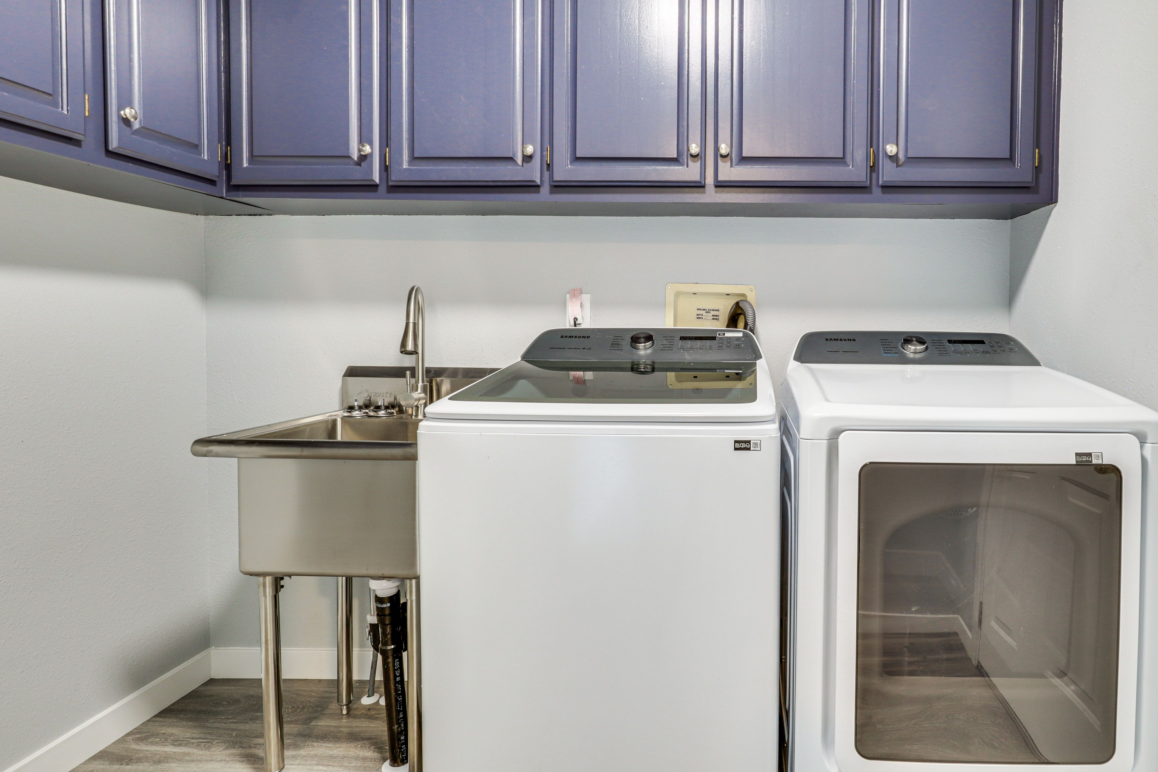 Washer + Dryer