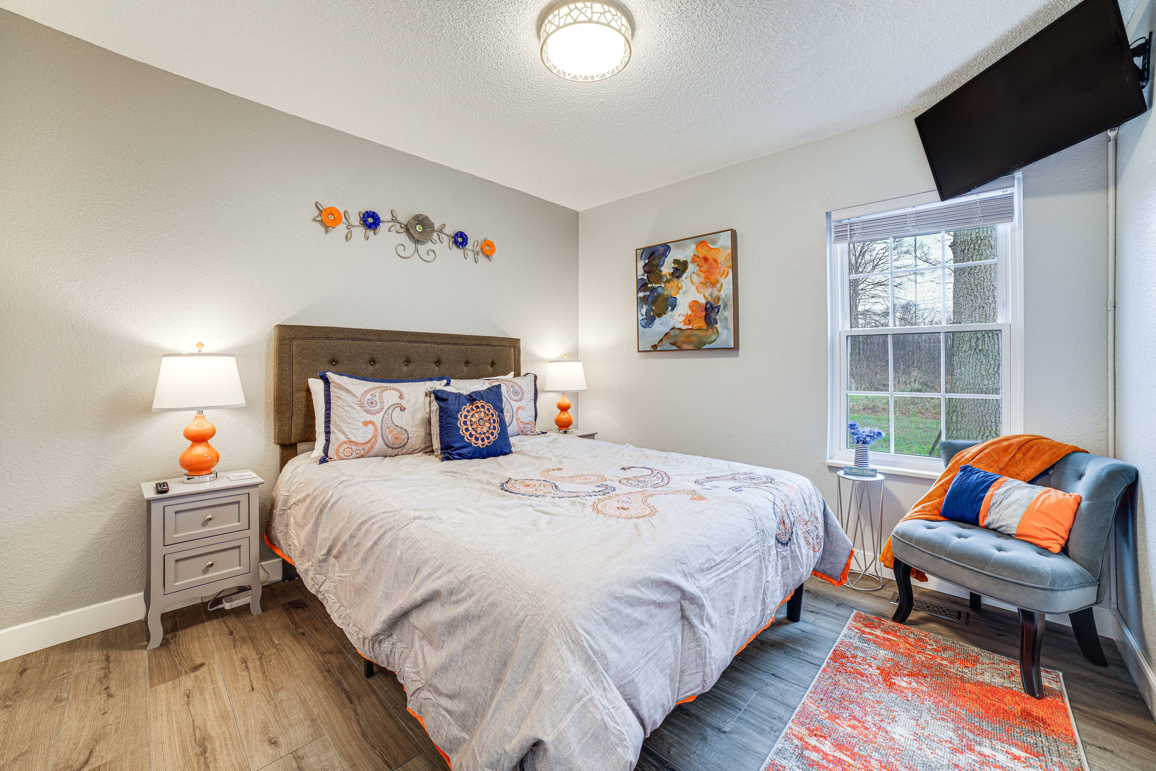 Bedroom 3 | Queen Bed