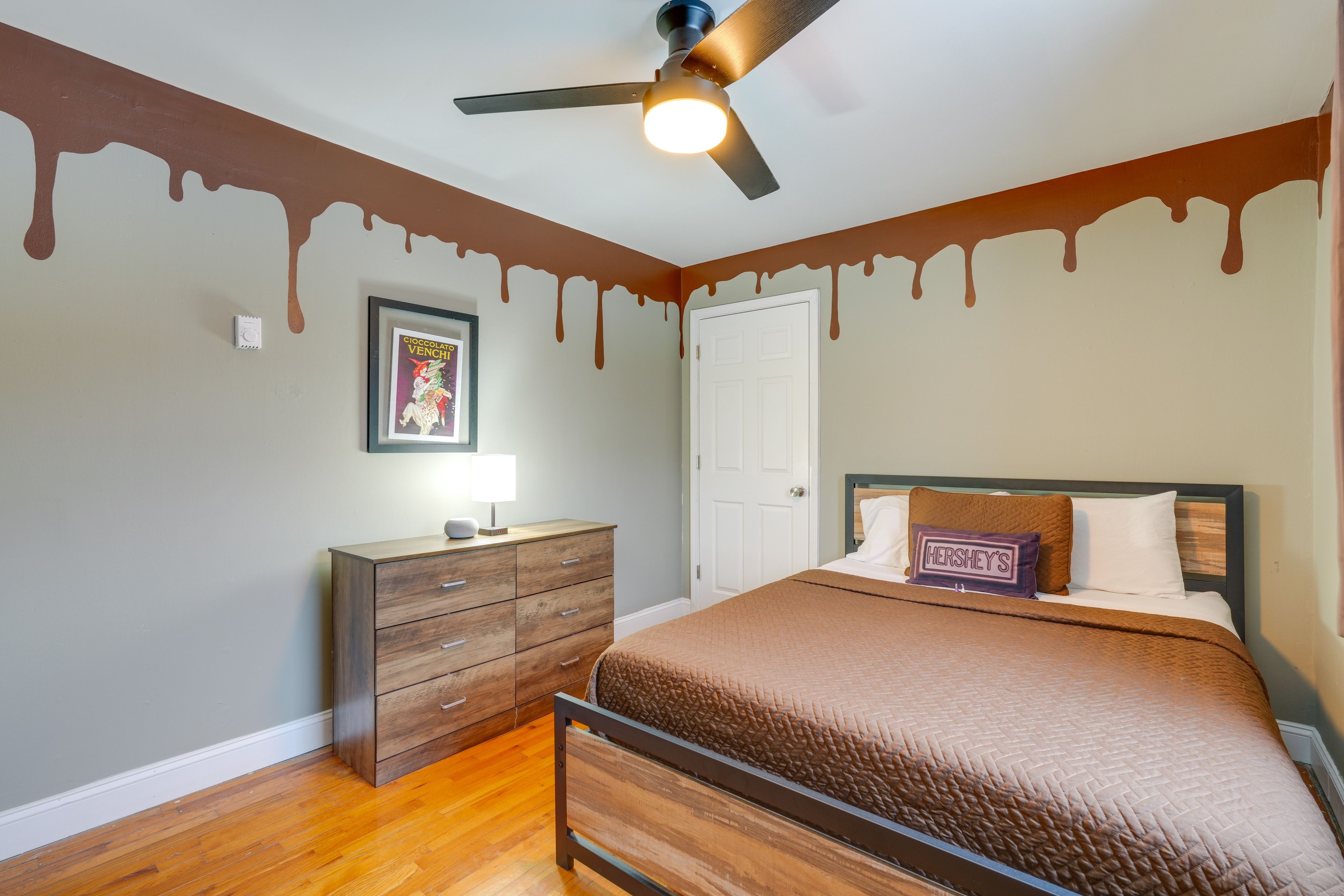 Bedroom 1 | Queen Bed | Linens Provided