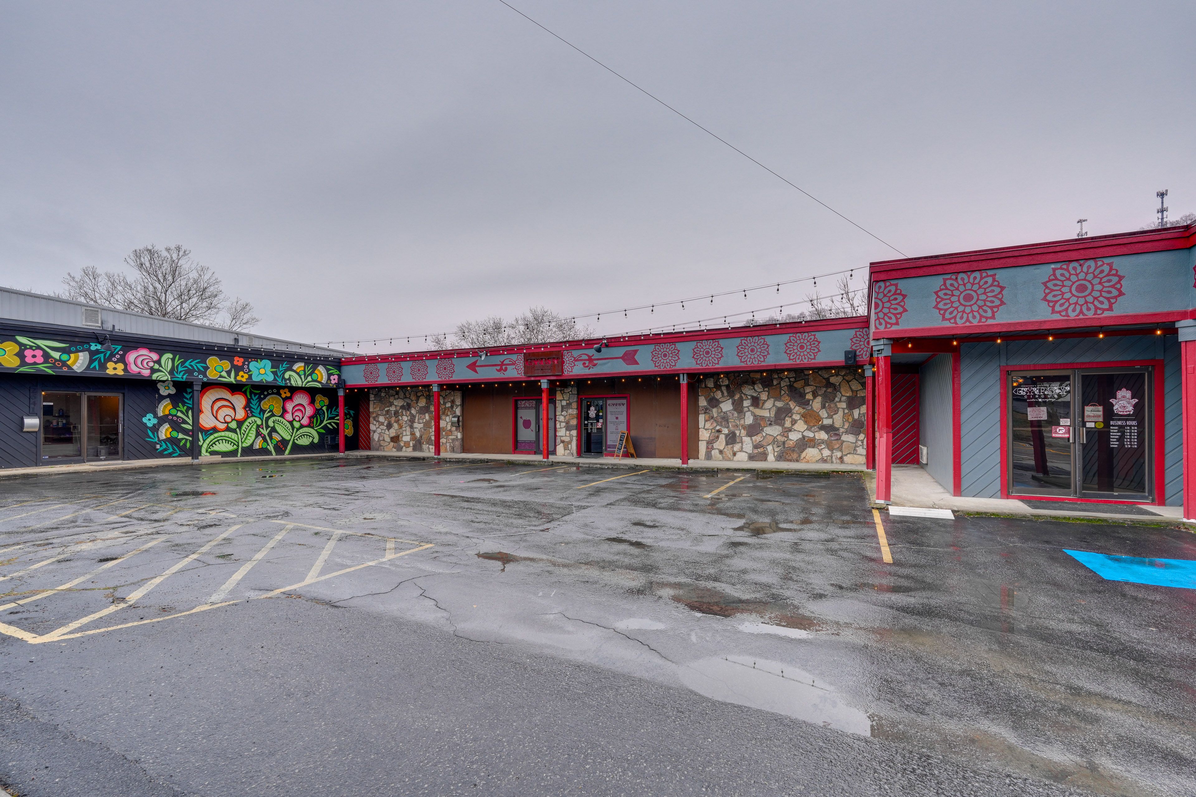 Parking | Community Lot (2 Vehicles)