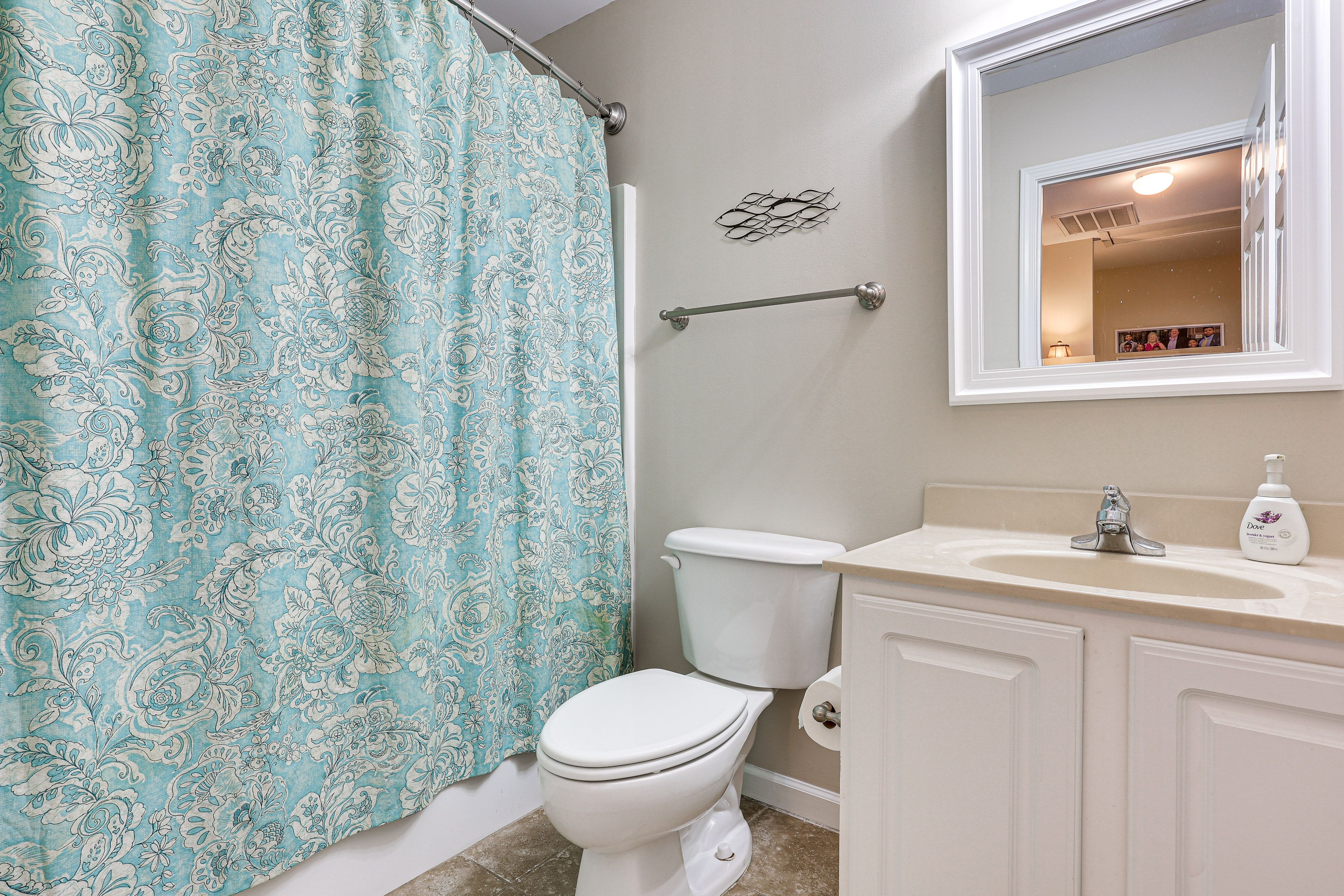 Full Bathroom