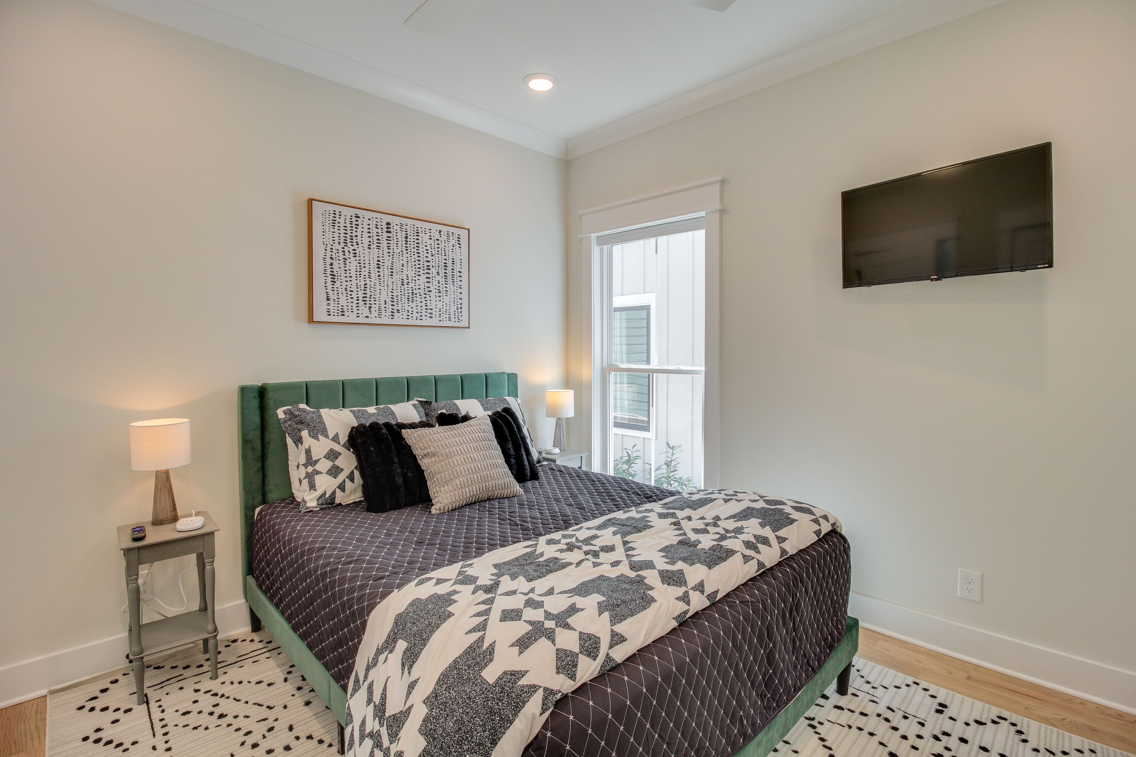 Bedroom 3 | 1st Floor | Queen Bed