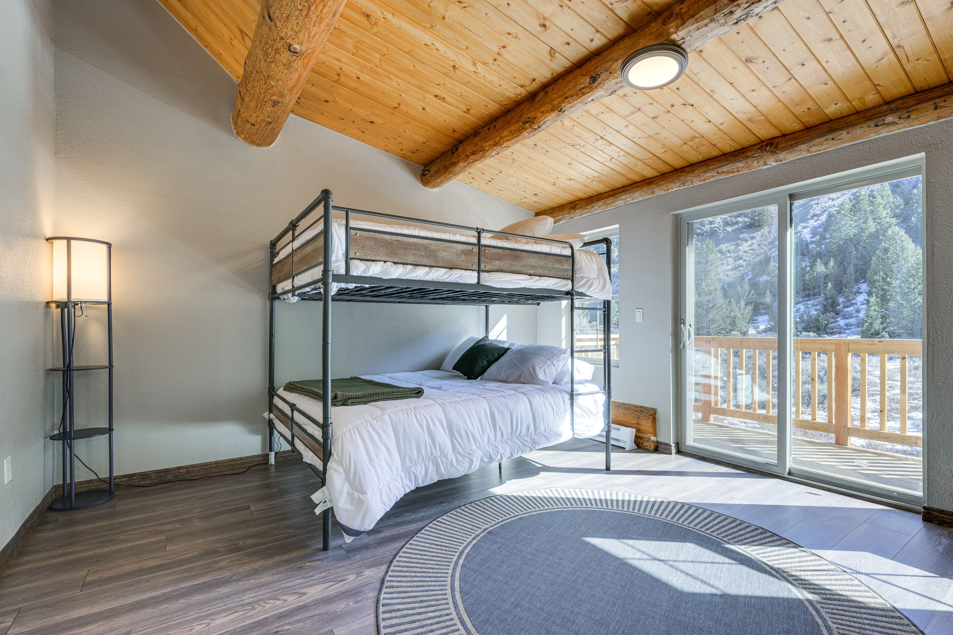 Bedroom 2 | 2nd Floor | Queen Bunk Bed