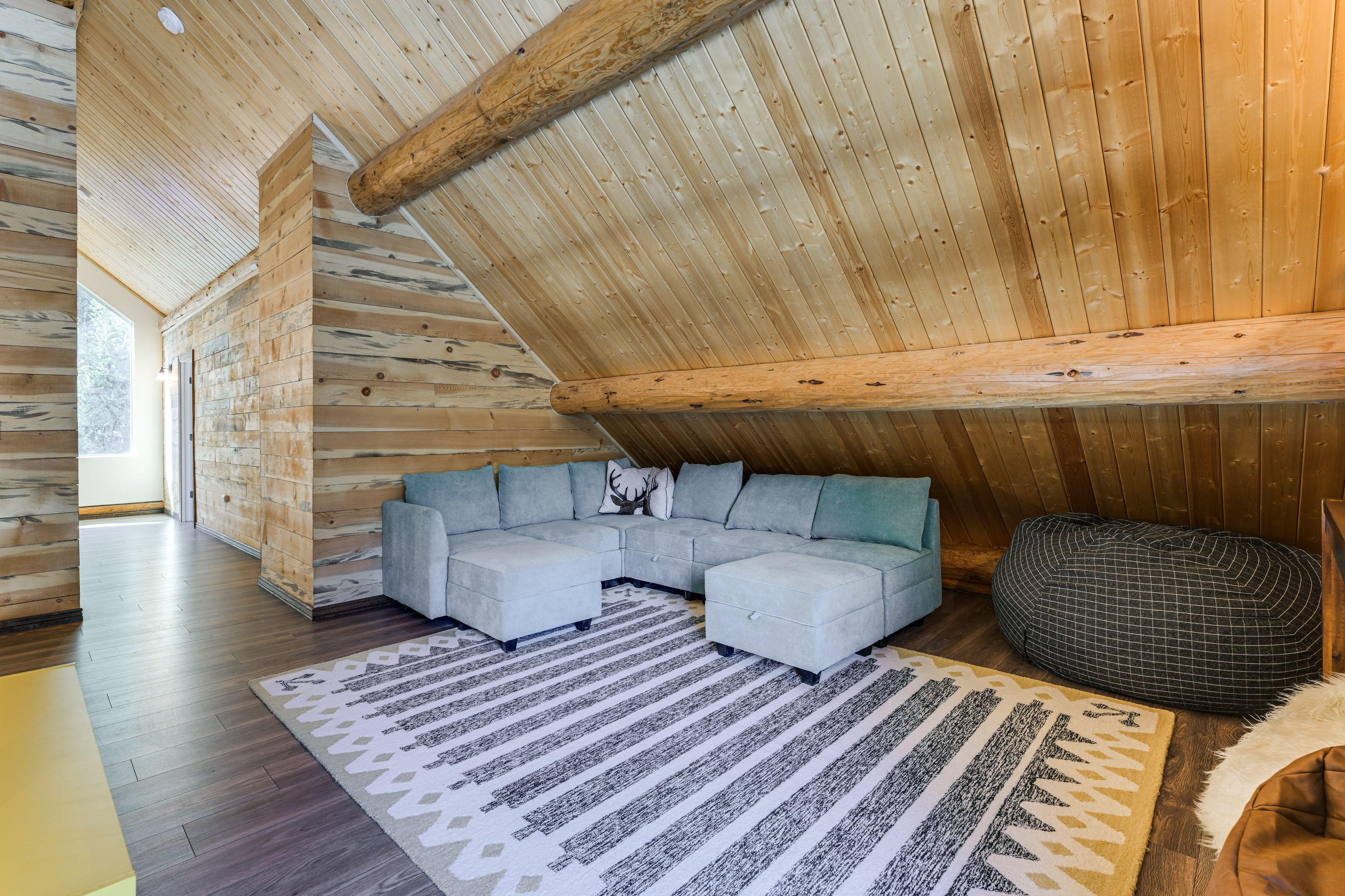 2nd Living Room | 2nd Floor | Smart TV