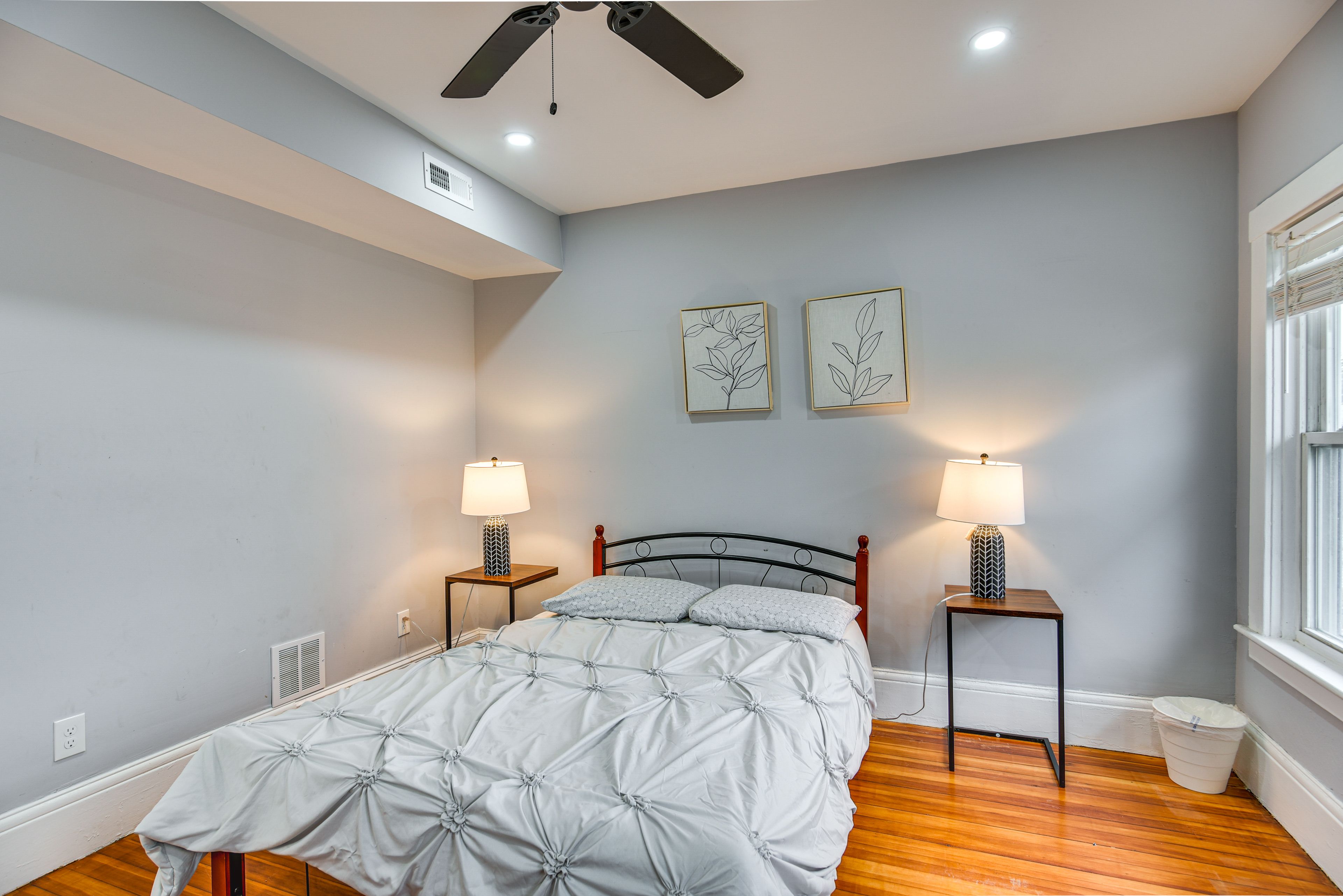 Bedroom 1 | Full Bed