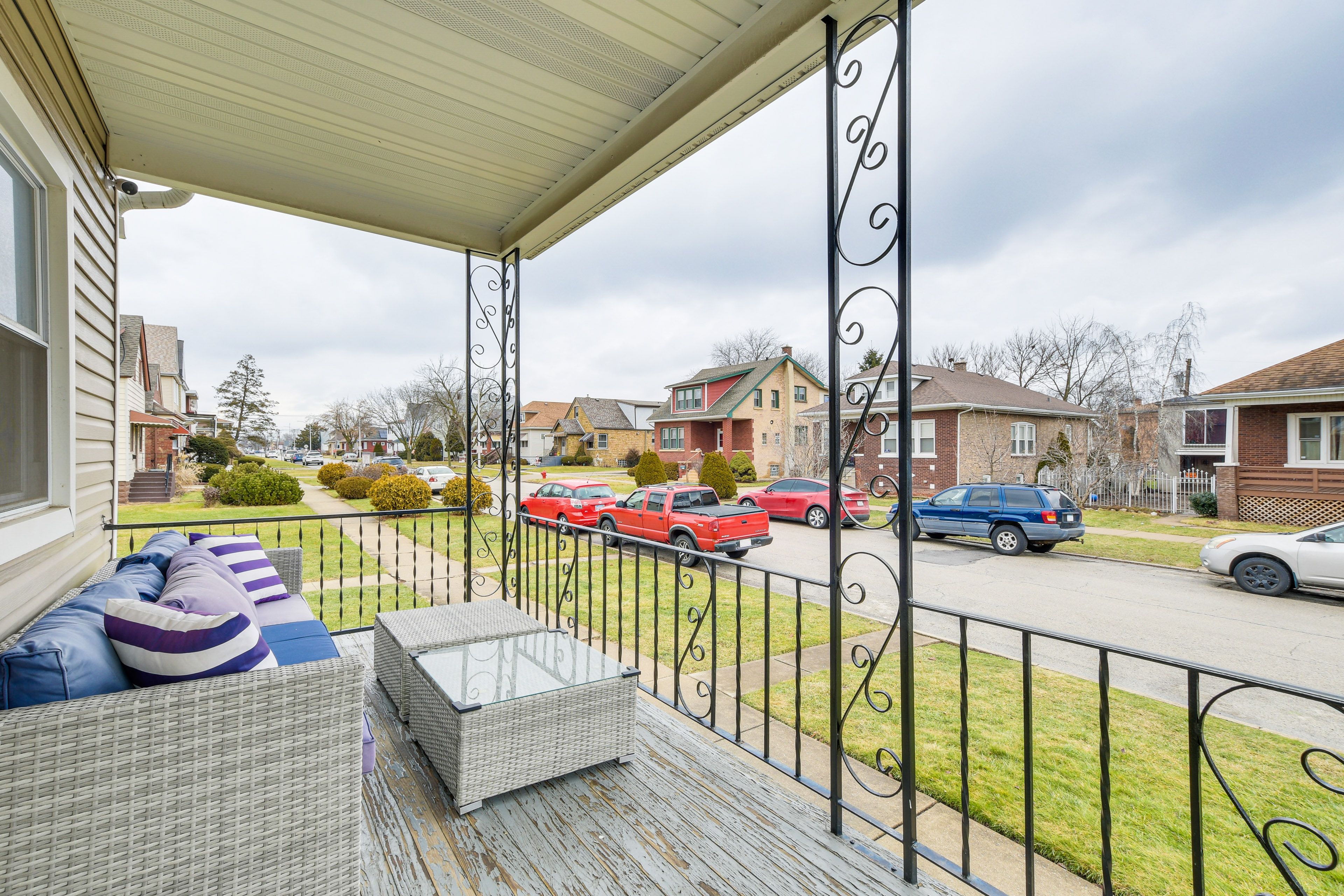 Apartment Exterior | Private Porch