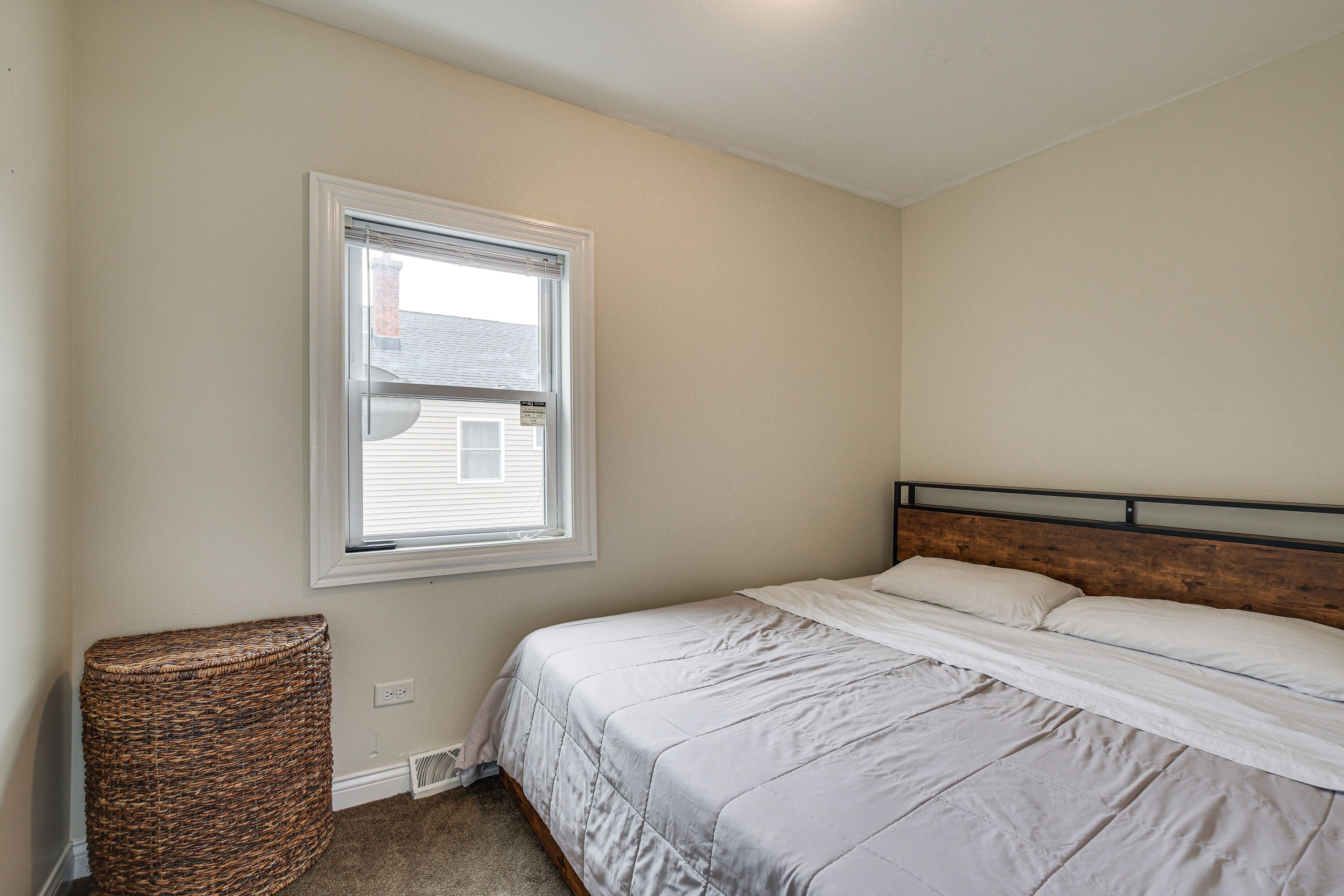 Bedroom 3 | King Bed | Smart TV