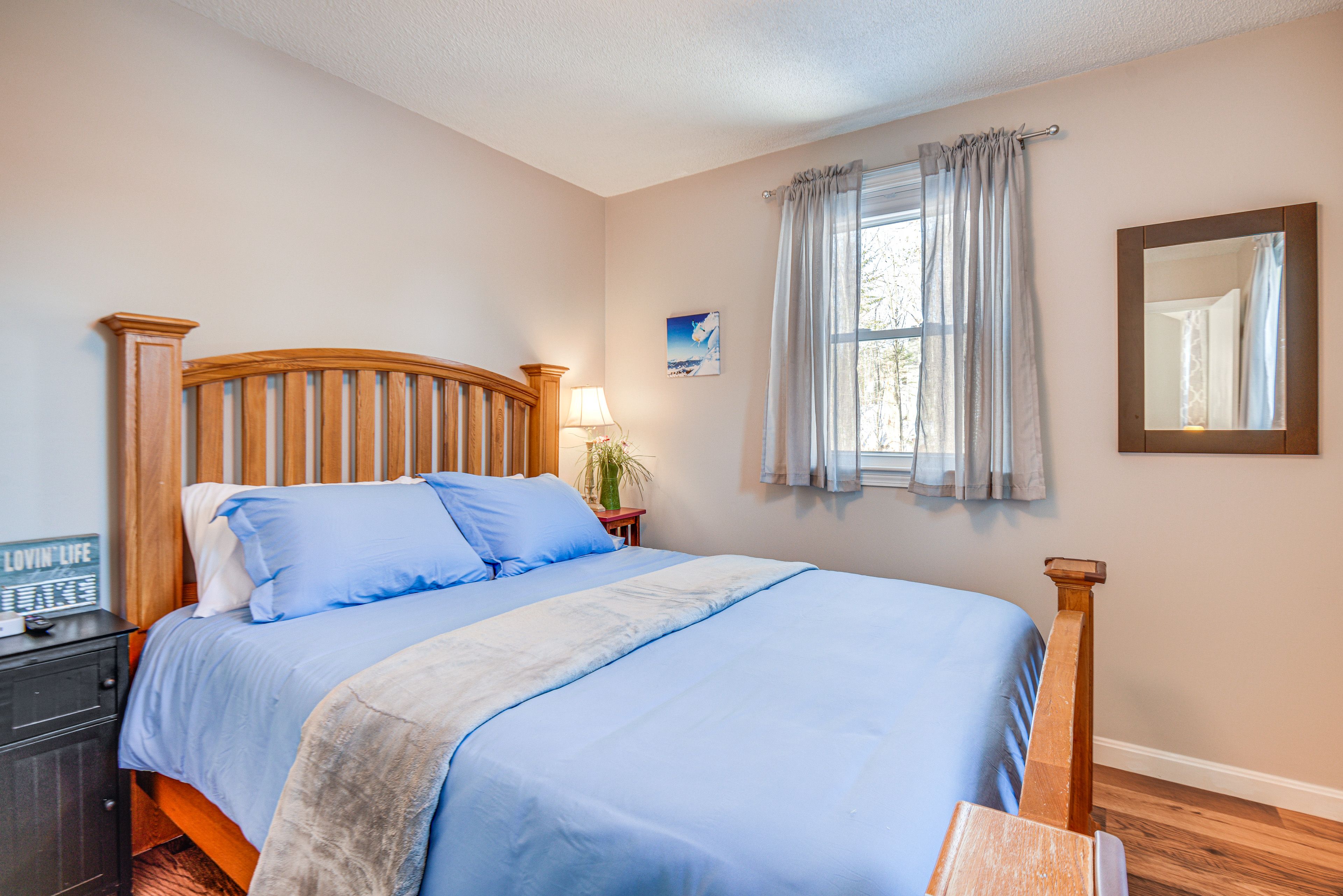 Bedroom 2 | Queen Bed | Linens Provided | 3rd Floor