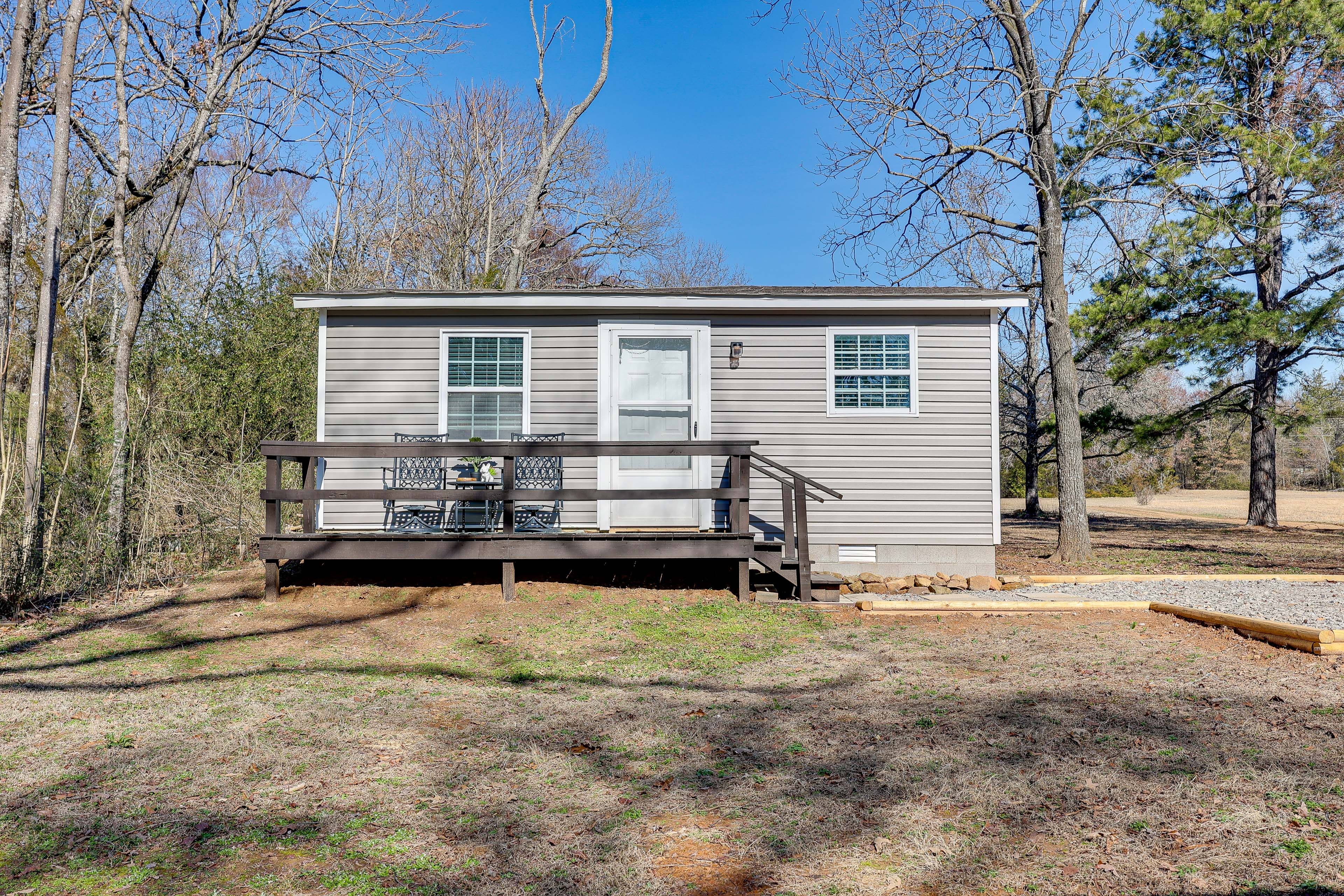 Studio Exterior | Keyless Entry