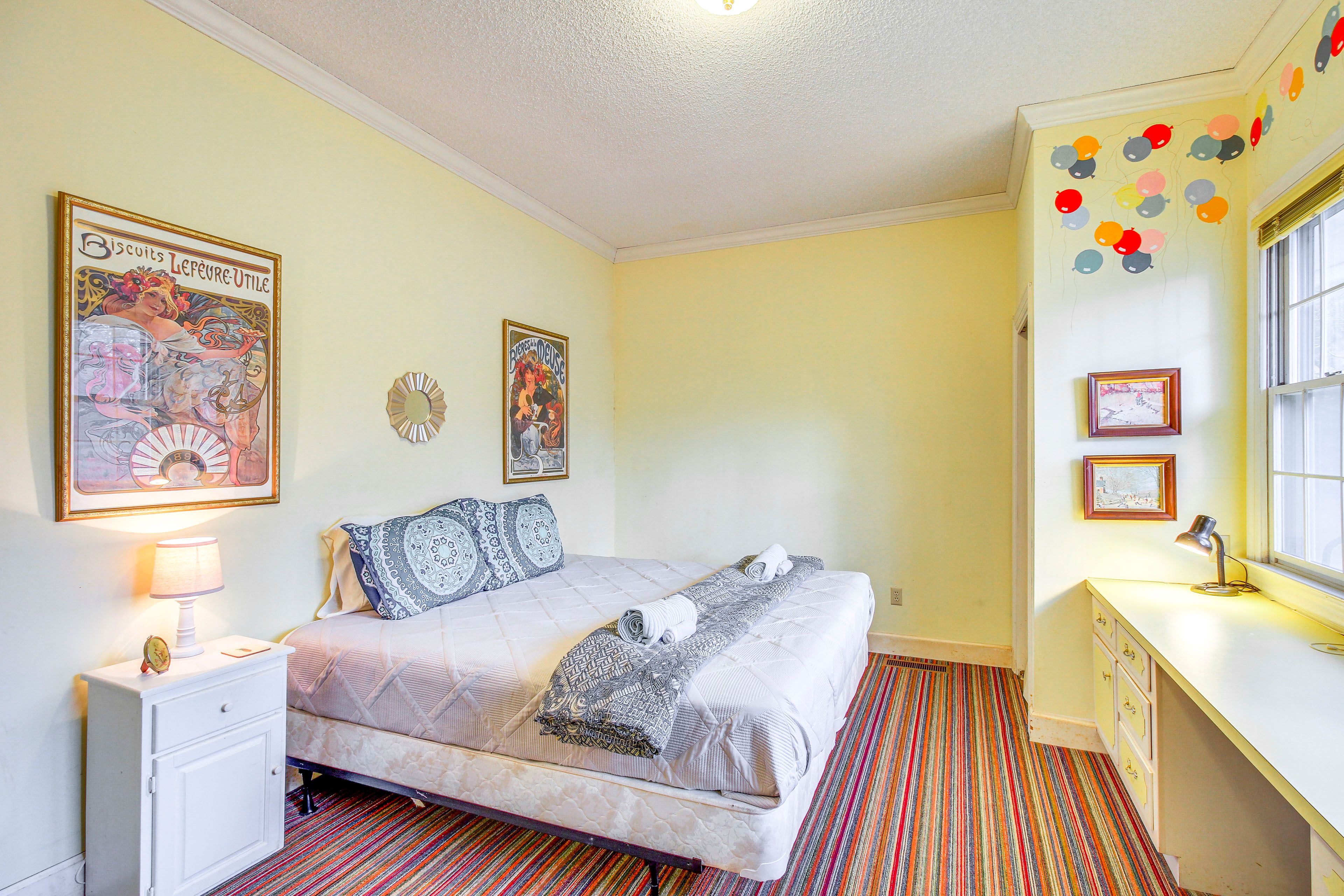 Bedroom 3 | King Bed
