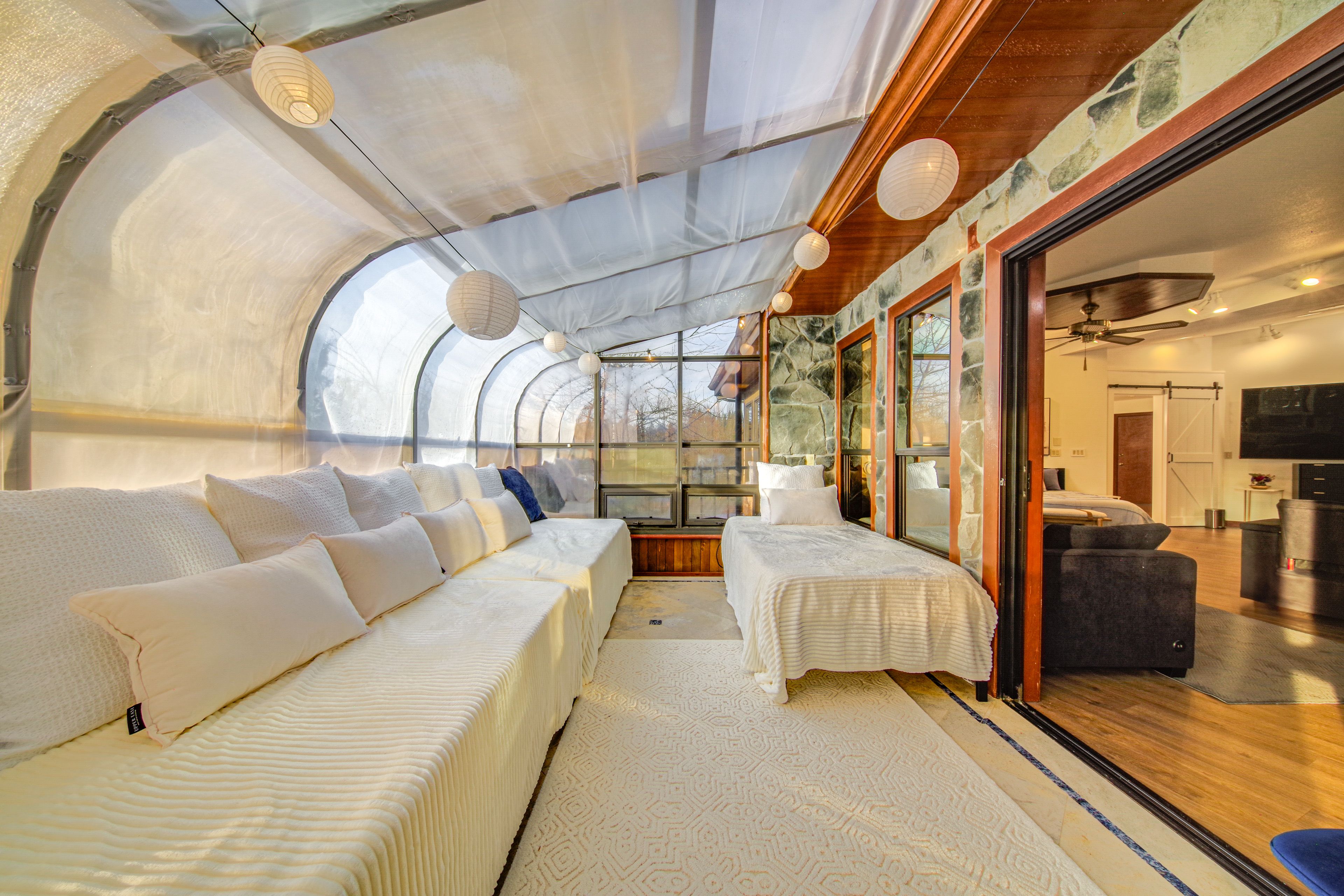 Attached Private Sunroom | 3 Twin Beds | 2nd Floor
