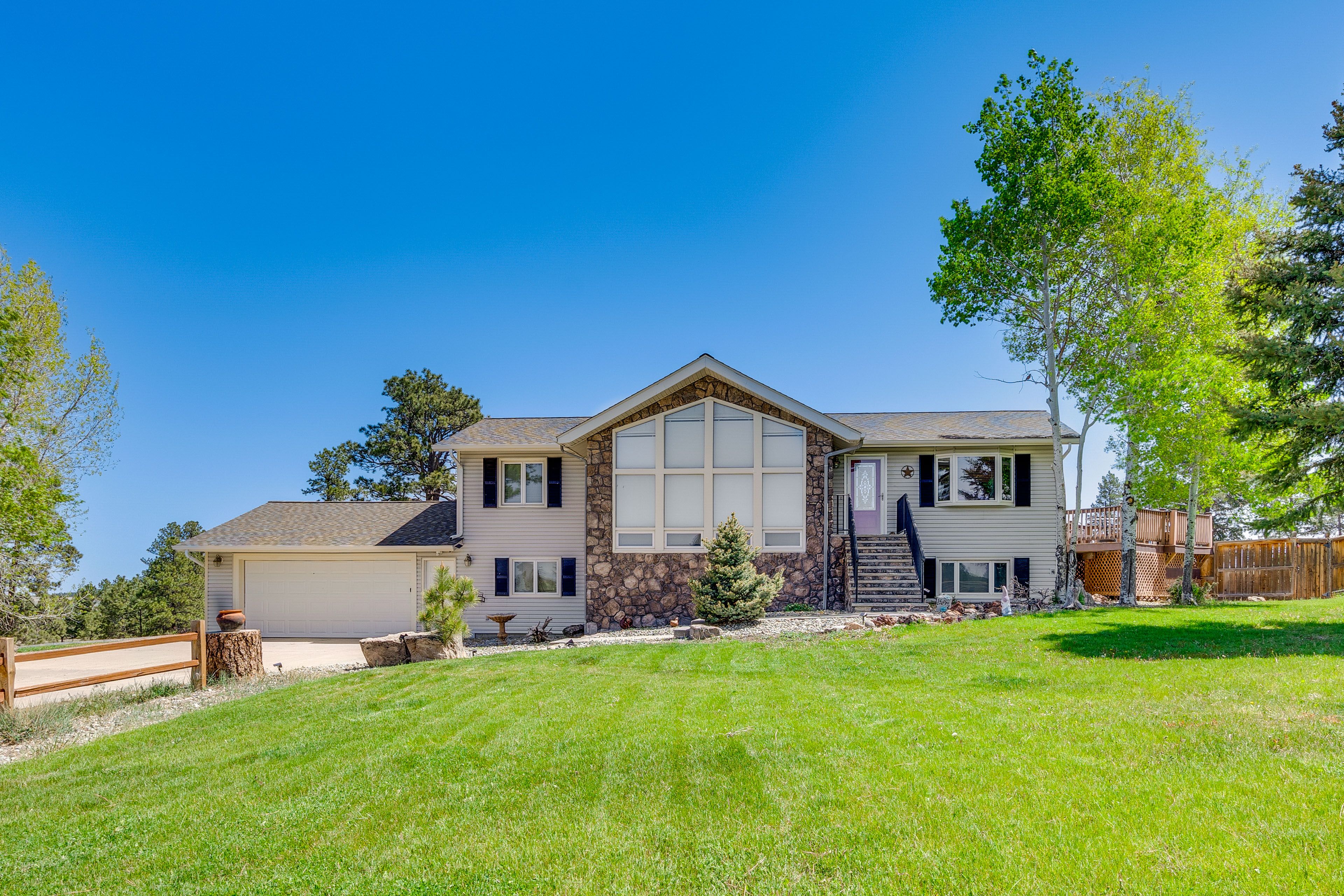 Kiowa Vacation Rental | 3BR | 3BA | Stairs Required | 2,700 Sq Ft