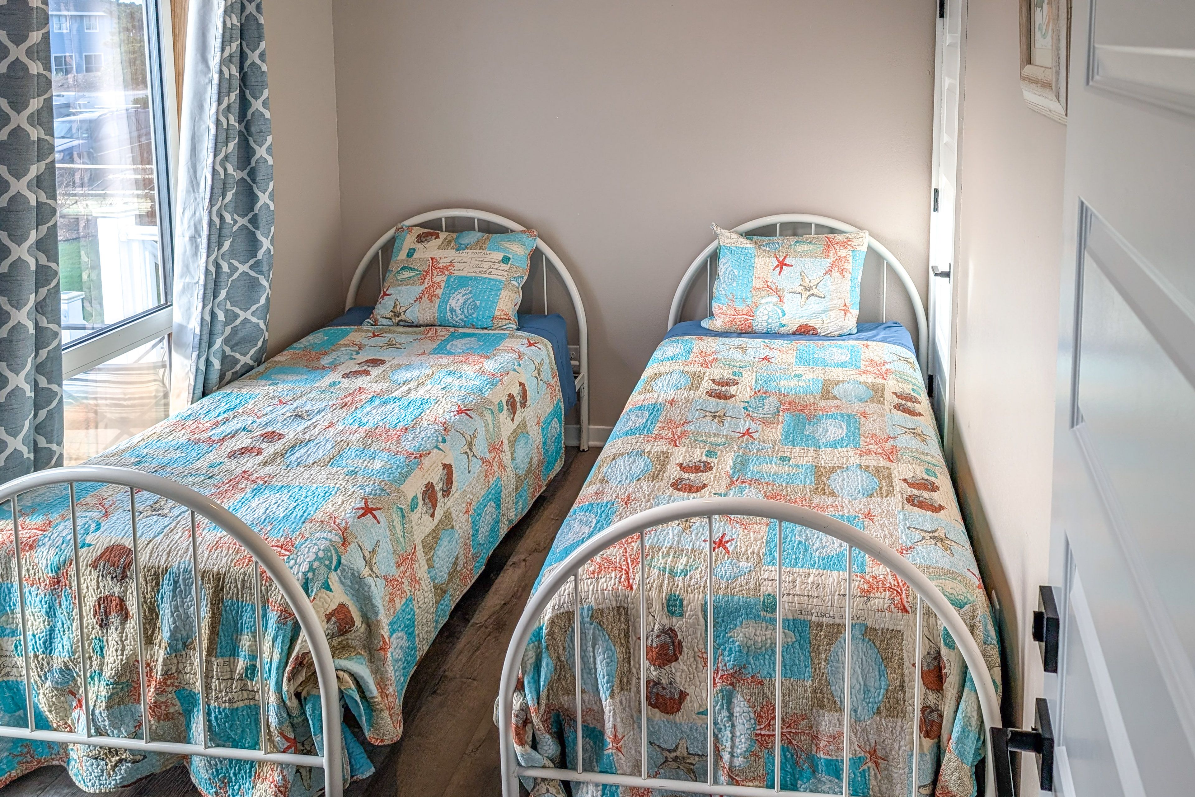 Bedroom 3 | 2 Twin Beds