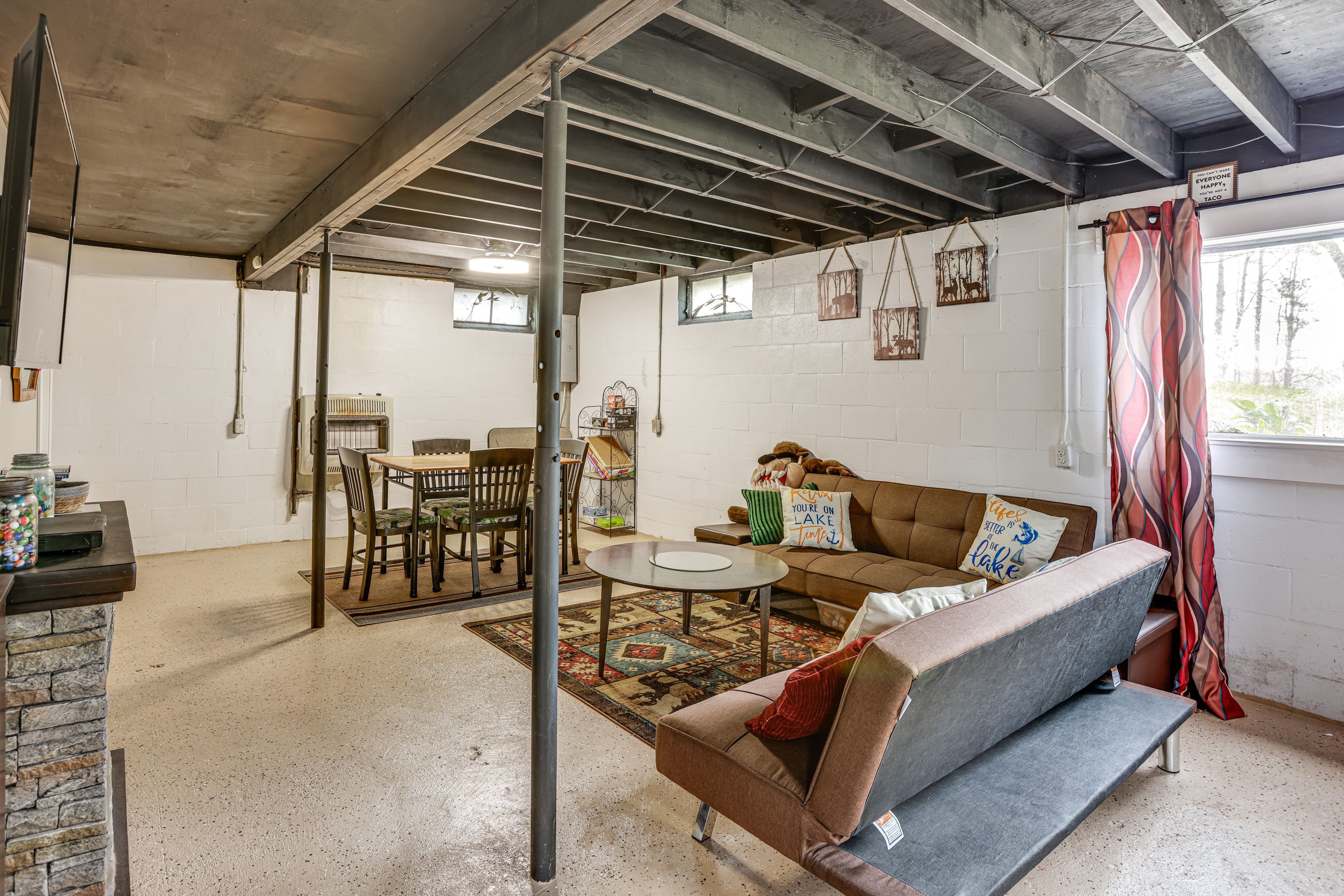 Family Room | 2 Full Futons | Smart TV | Lower Level