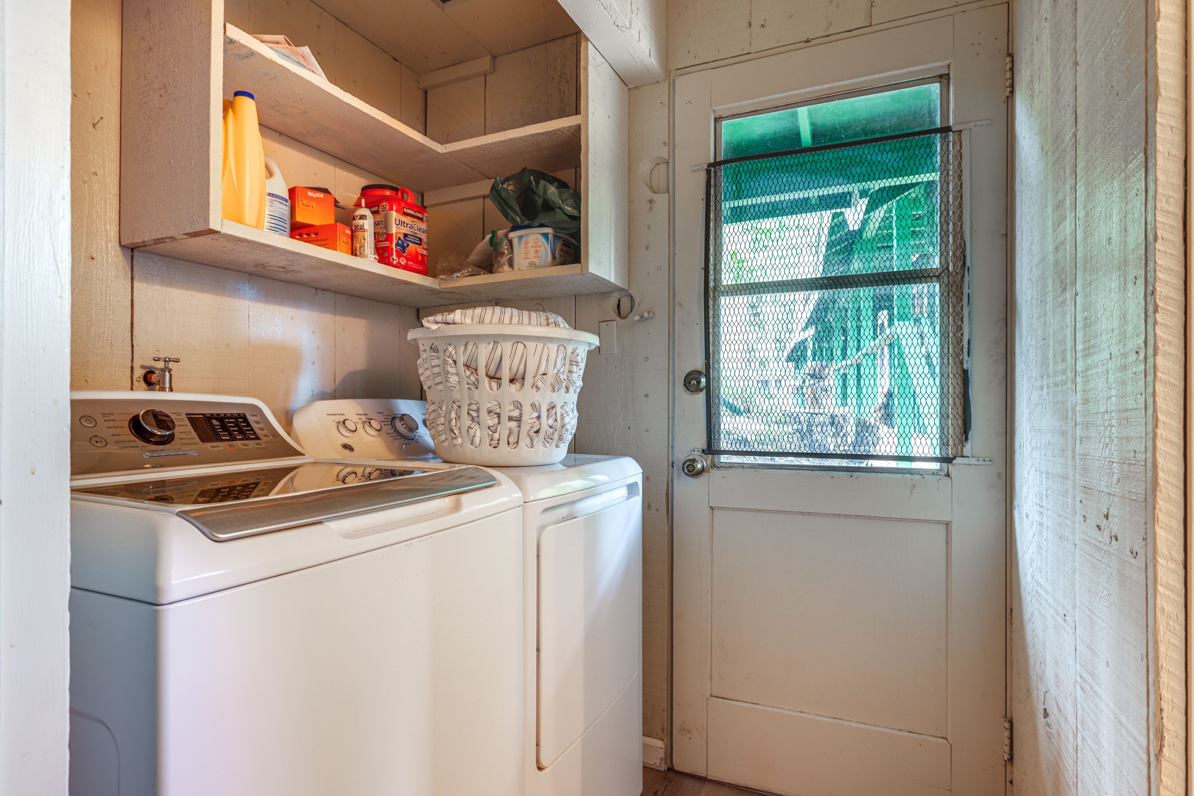 Laundry Room | Exterior Access Only