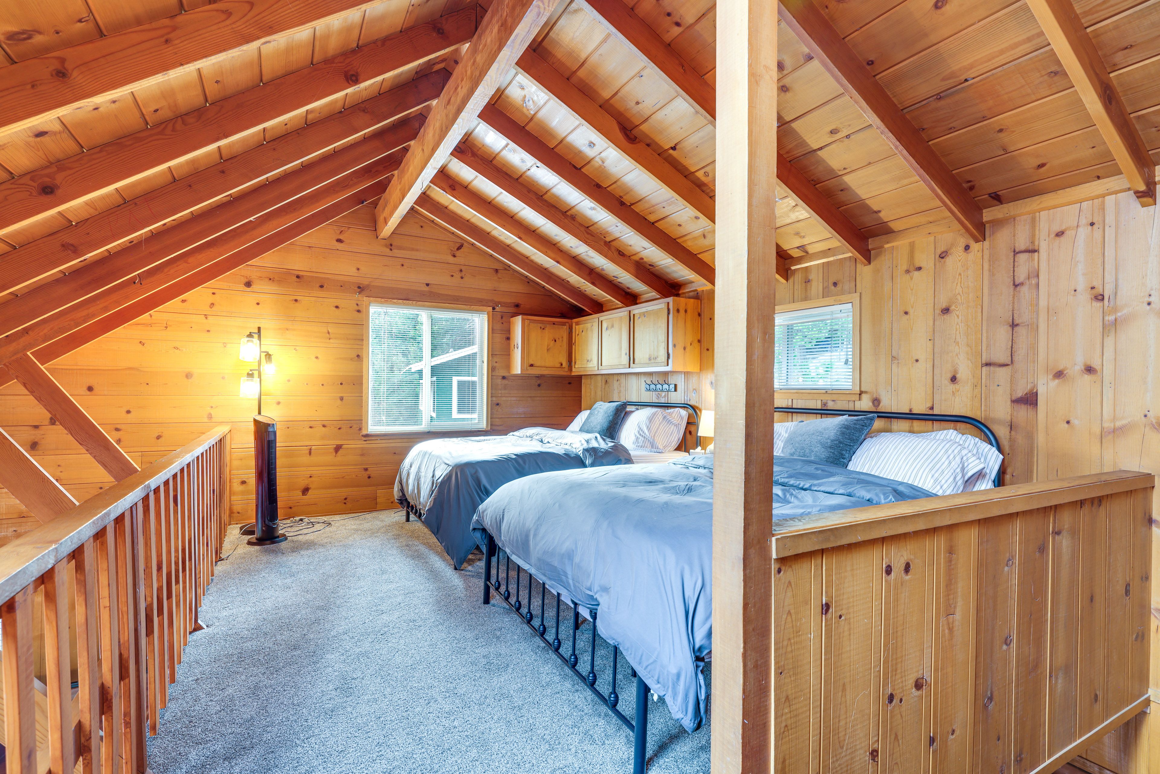 Loft | 2 Queen Beds | 2nd Floor