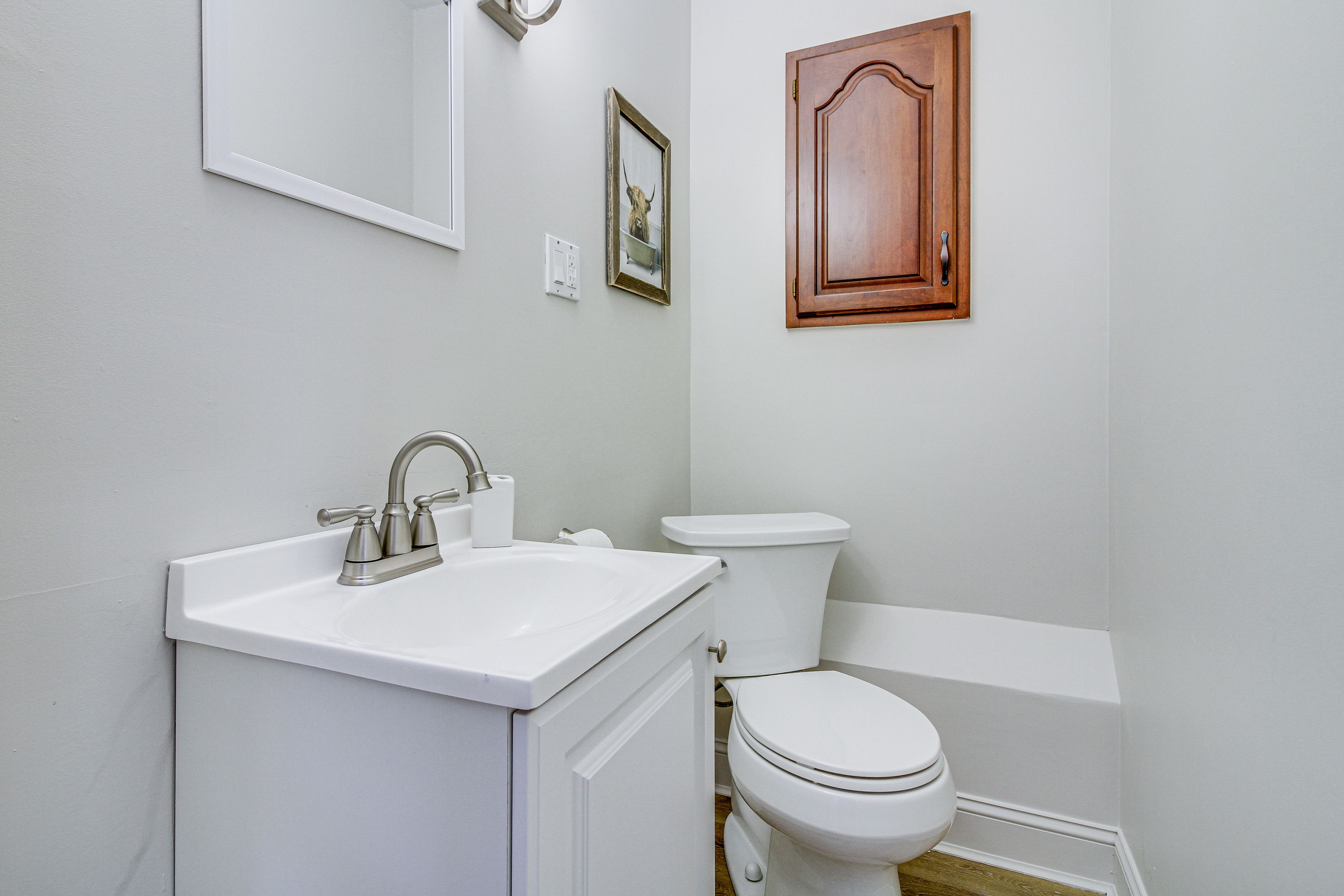 Half Bathroom | 2nd Floor