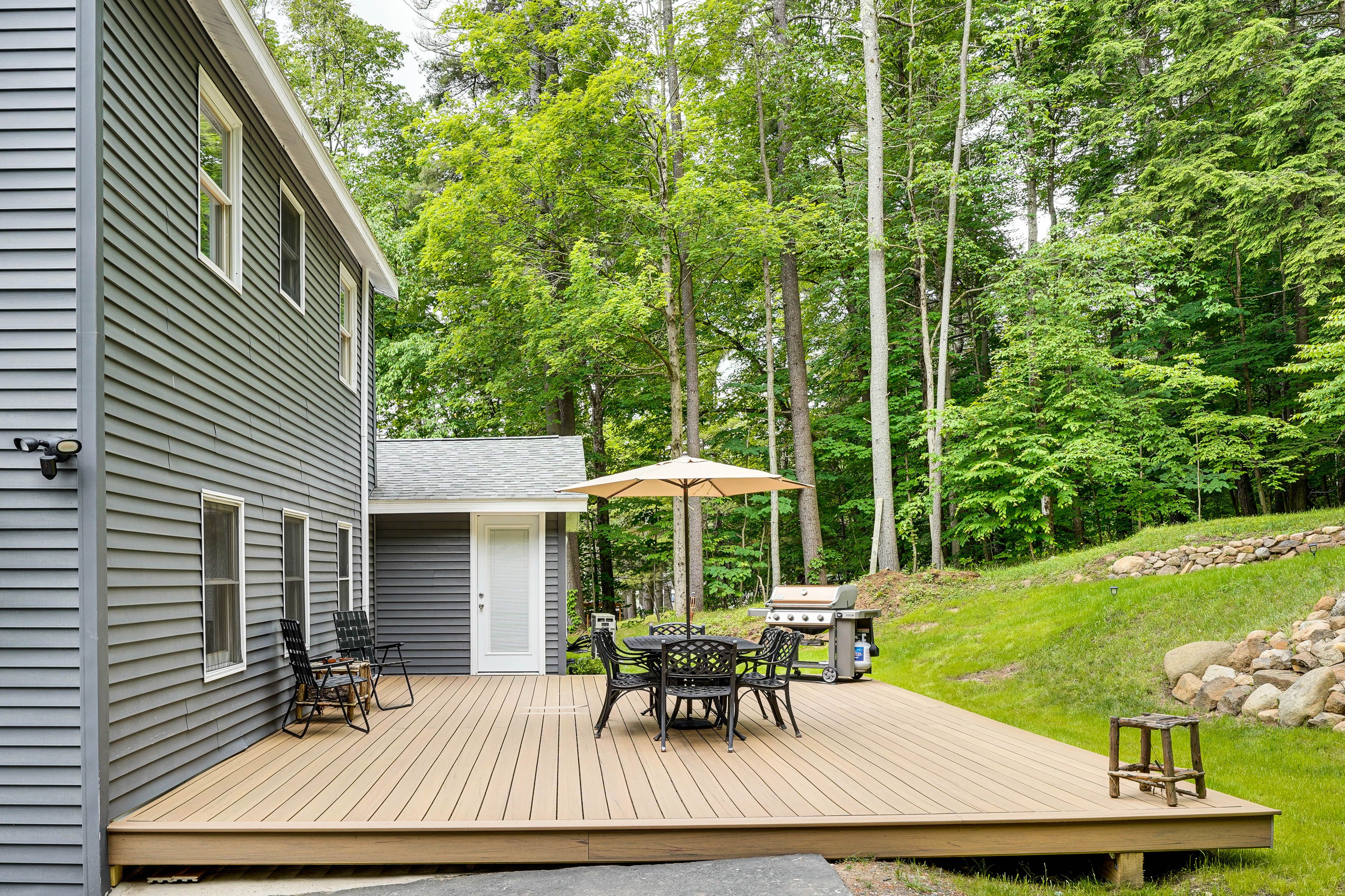 Furnished Deck | Gas Grill | Outdoor Dining