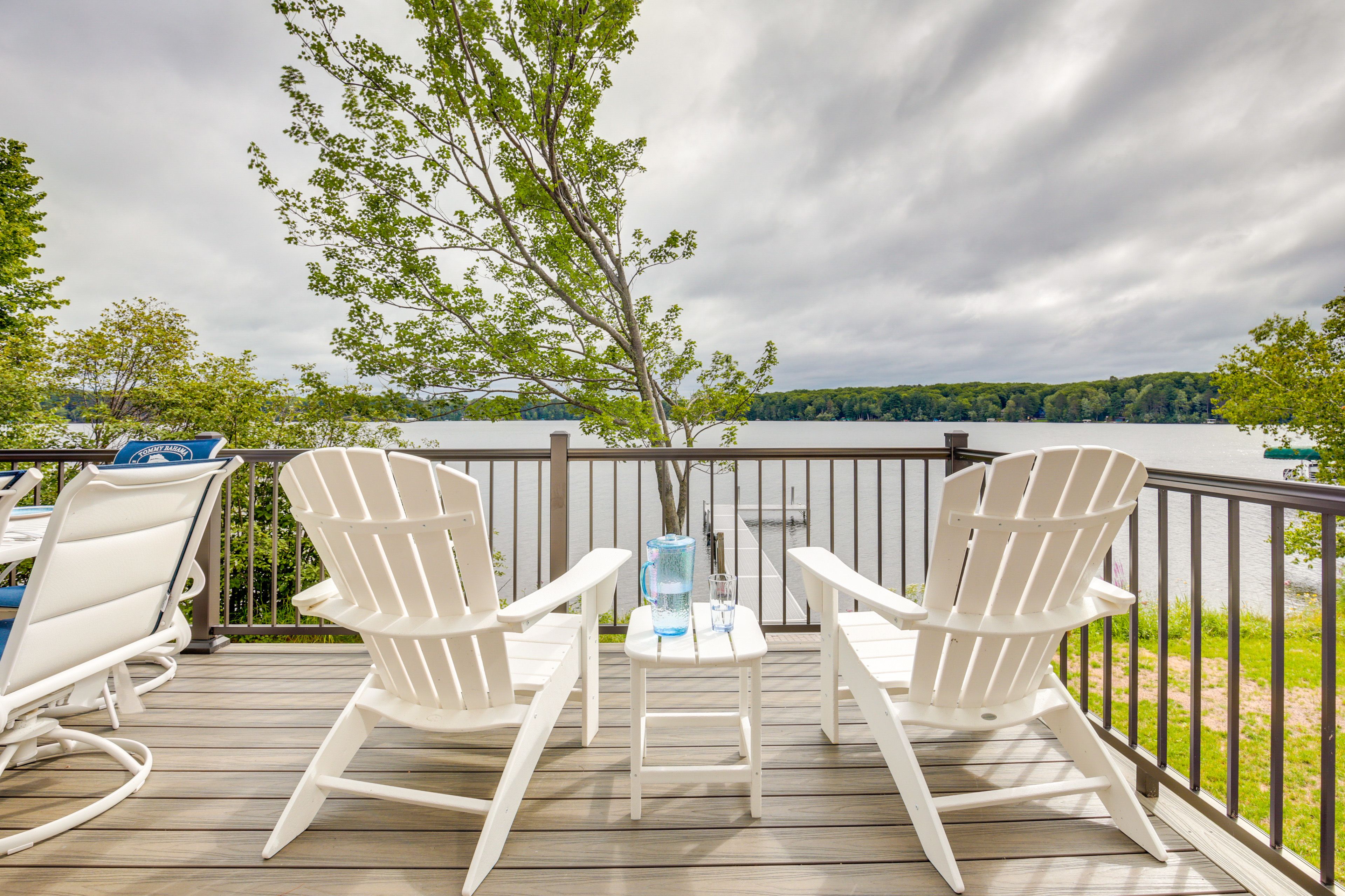 Deck | Patio Furniture in Summer/Fall