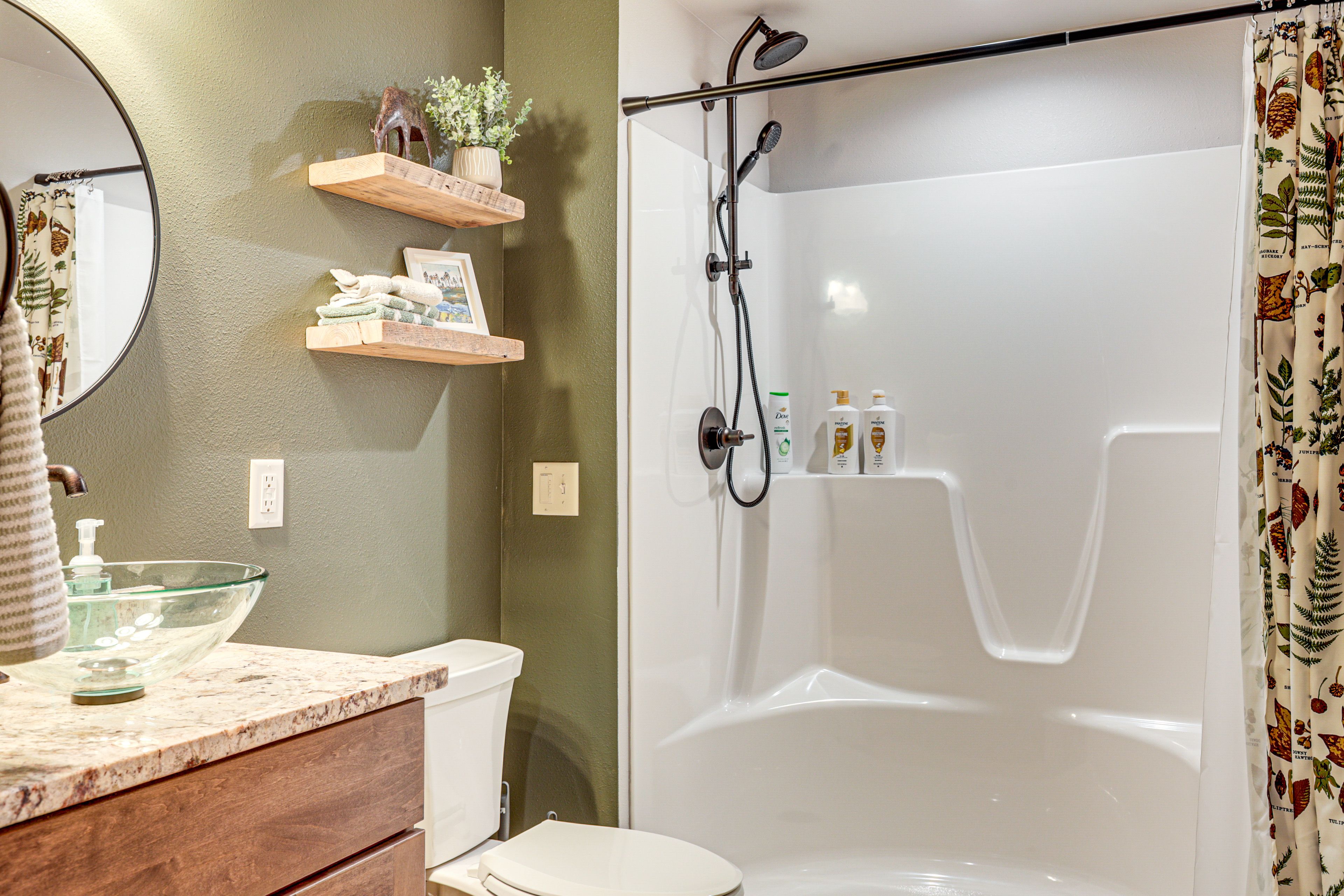 Full Bathroom | Lower Level