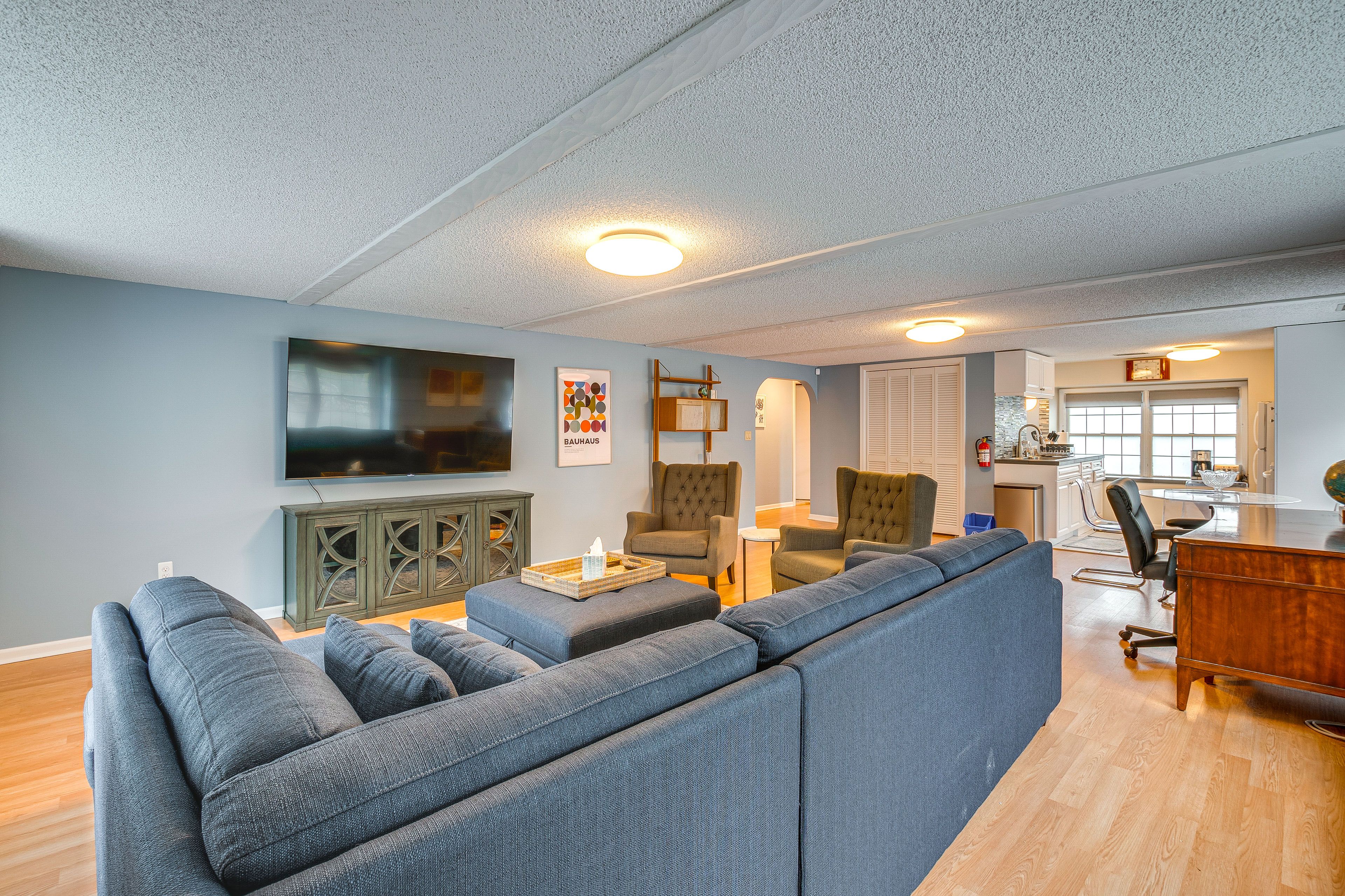 Montclair Vacation Rental | 2BR | 1BA | 1,100 Sq Ft | Stairs Required