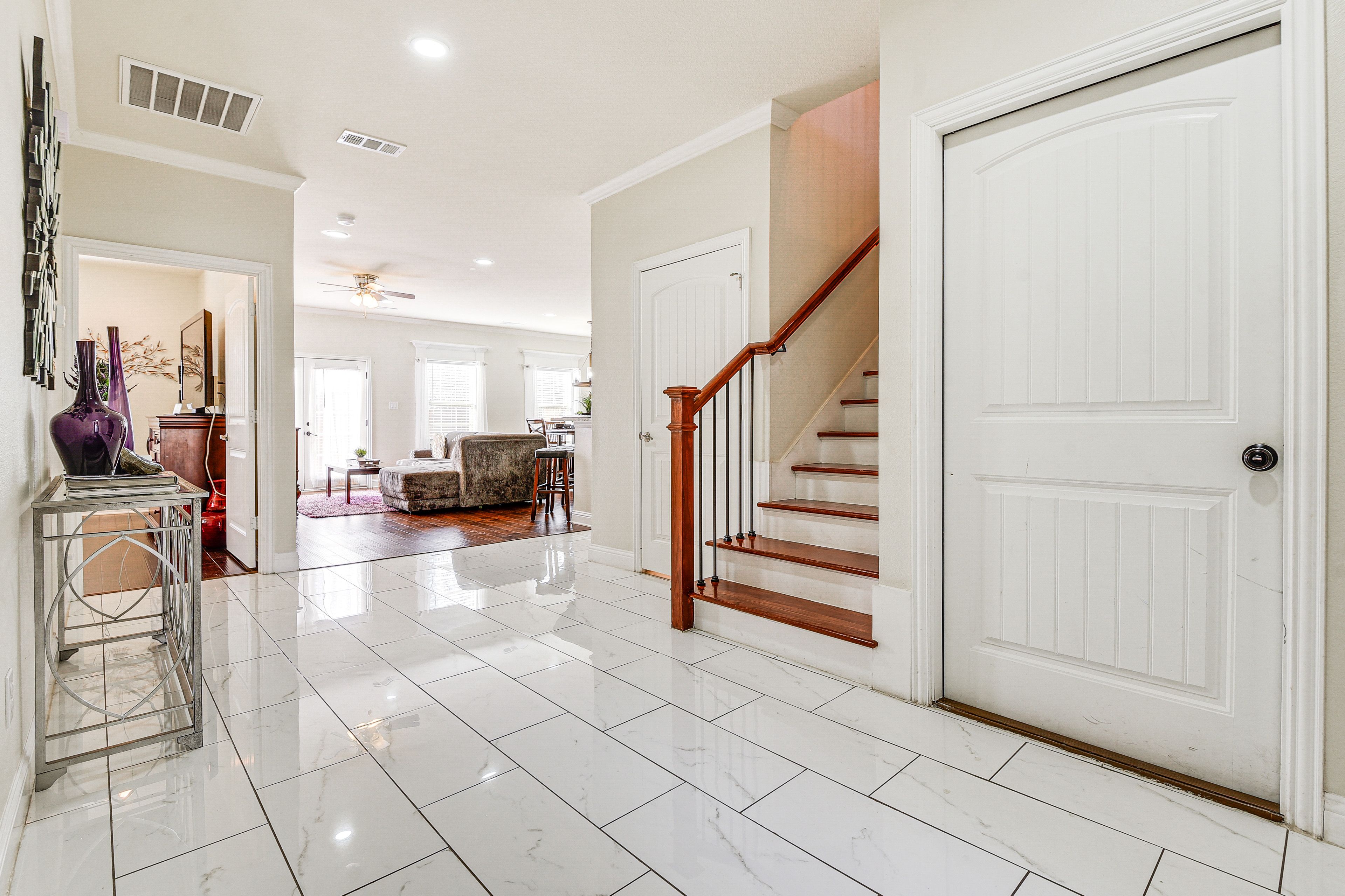 Stairs to 2nd Floor