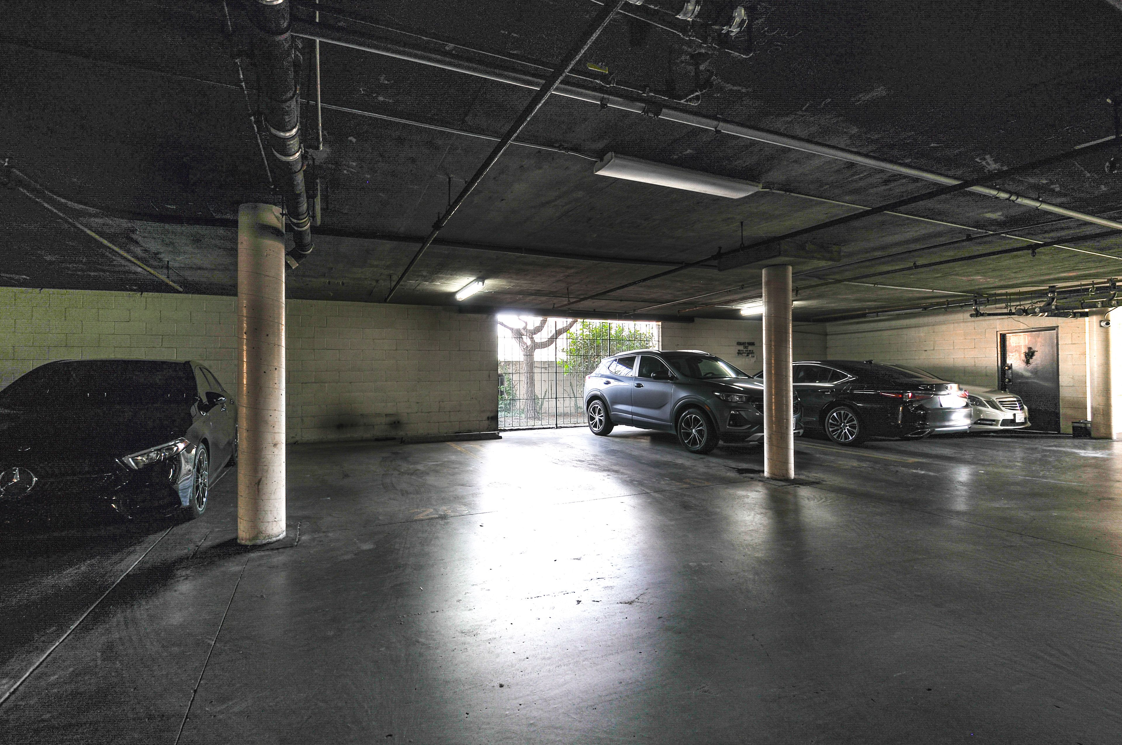 Community Garage (2 Vehicles)