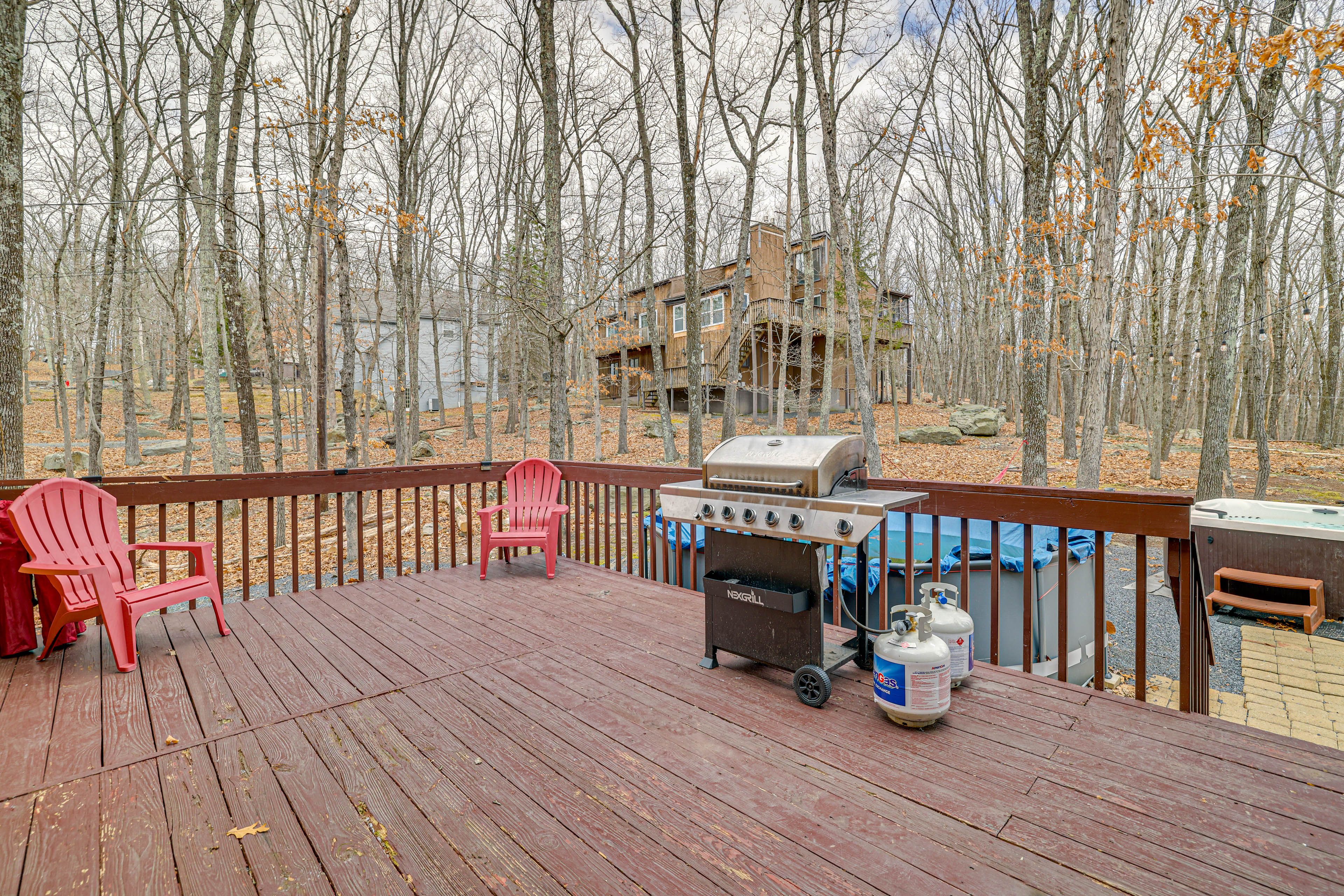Deck | Gas Grill