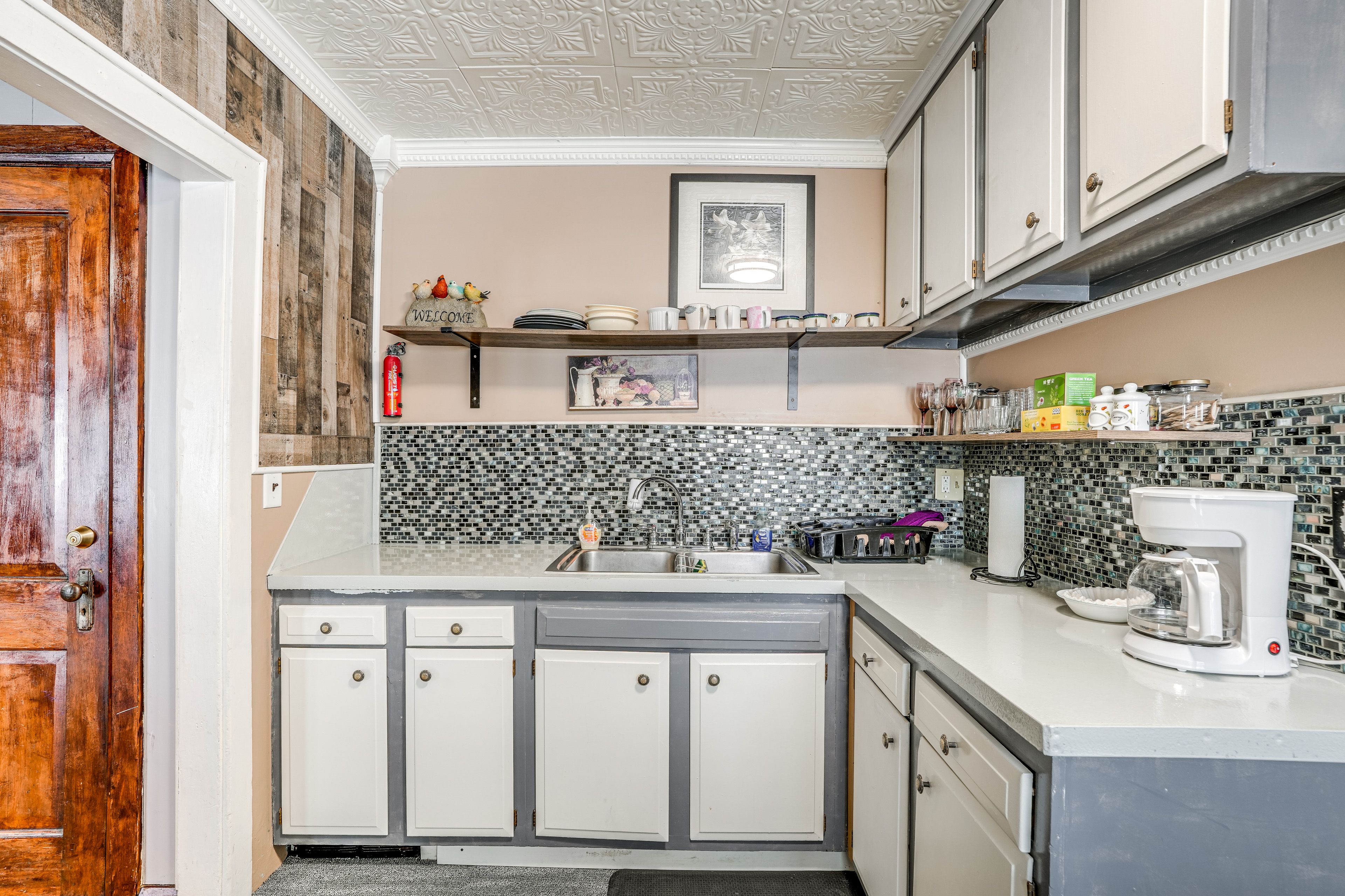 Kitchen | Stove/Oven | Refrigerator