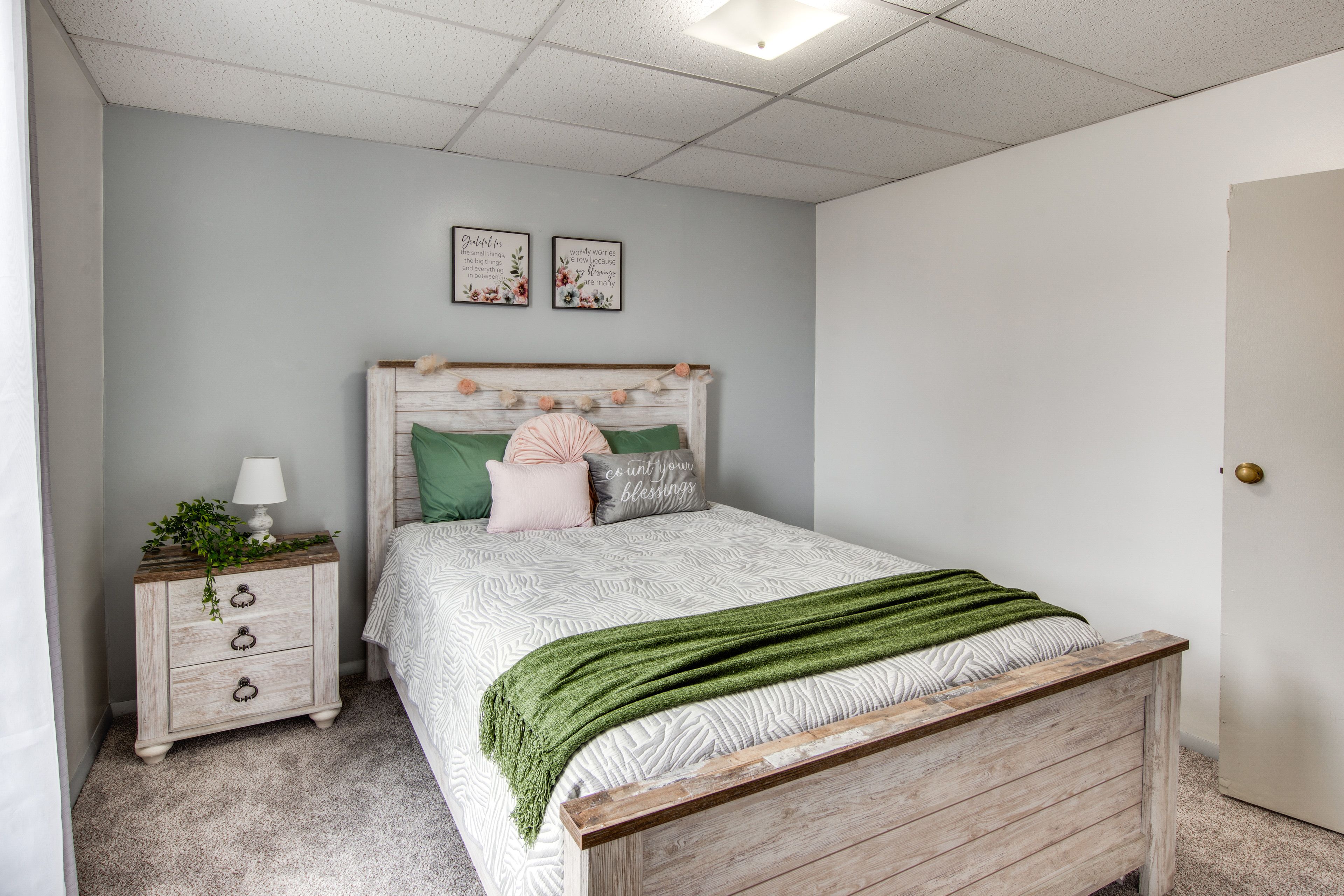 Bedroom 2 | Queen Bed | 2nd Floor