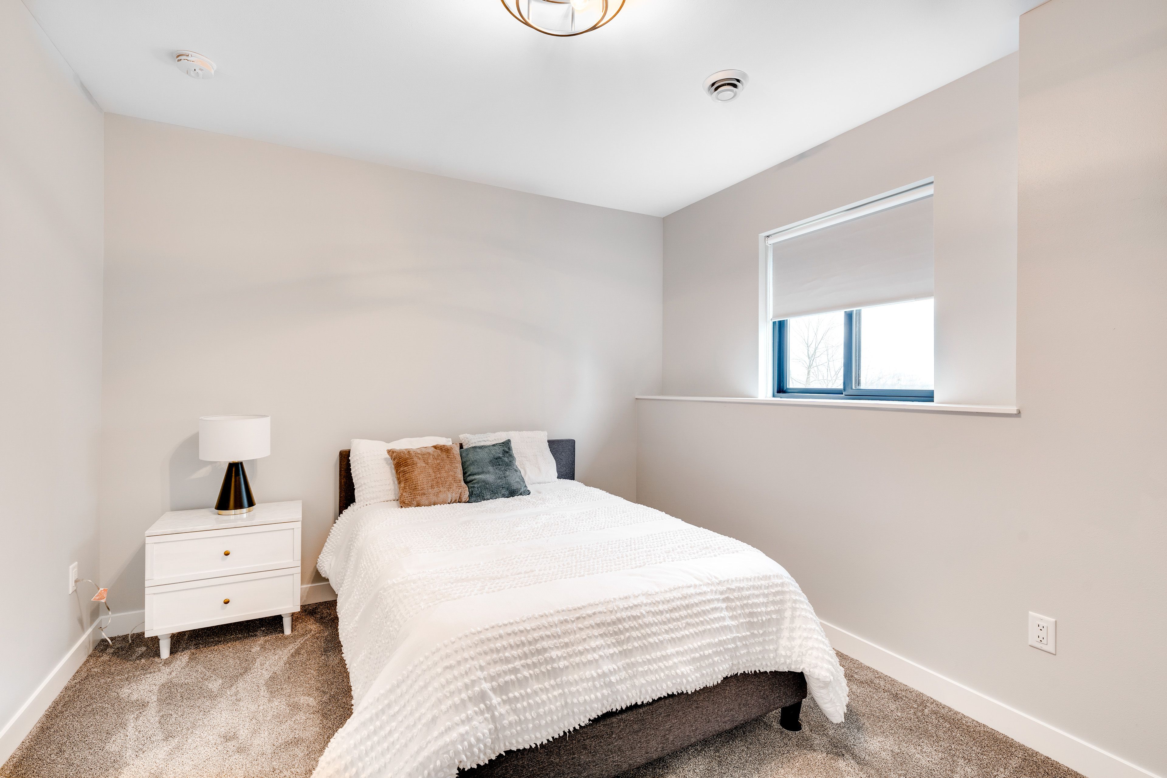 Bedroom 2 | Full Bed