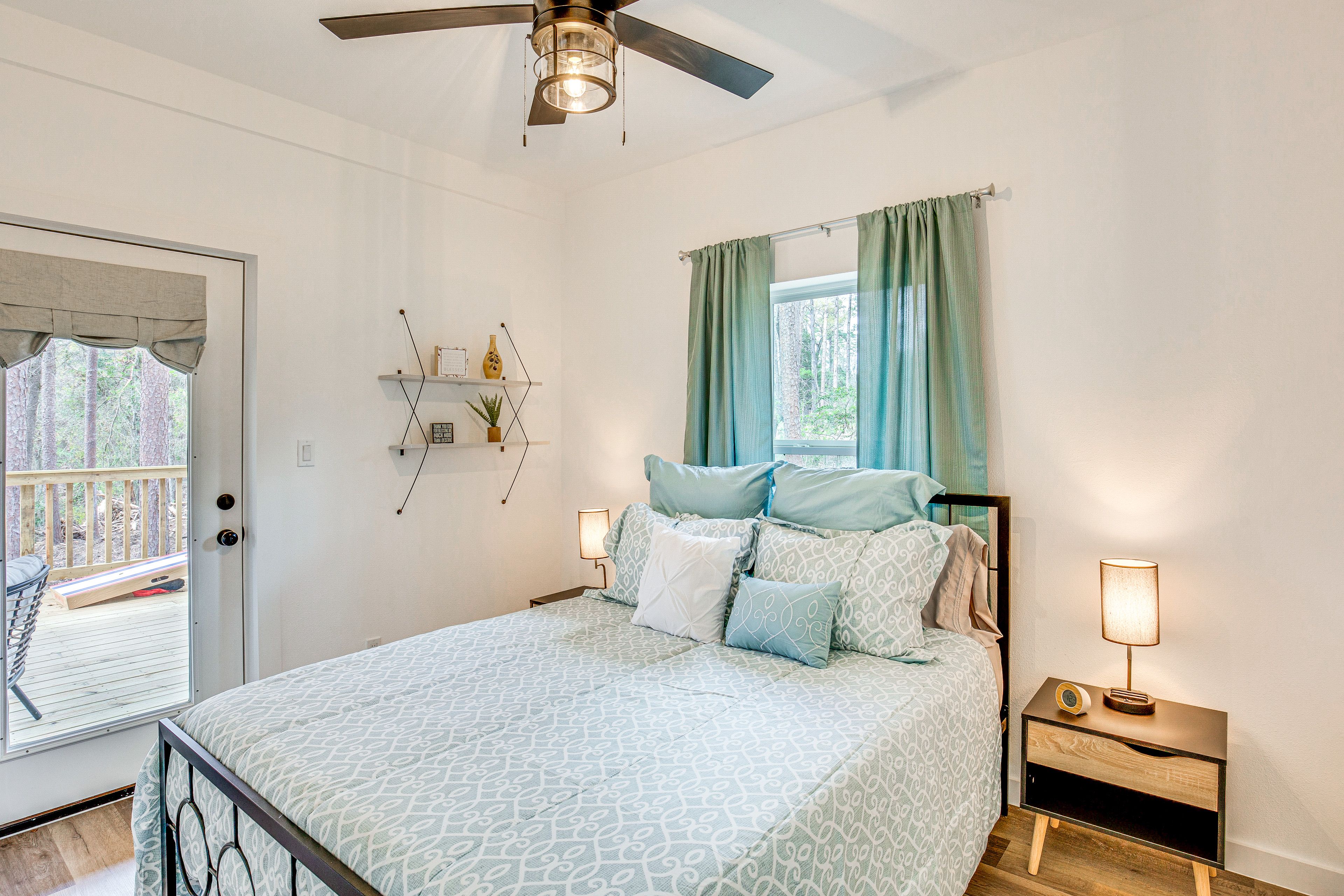 Bedroom 1 | Queen Bed | Linens Provided